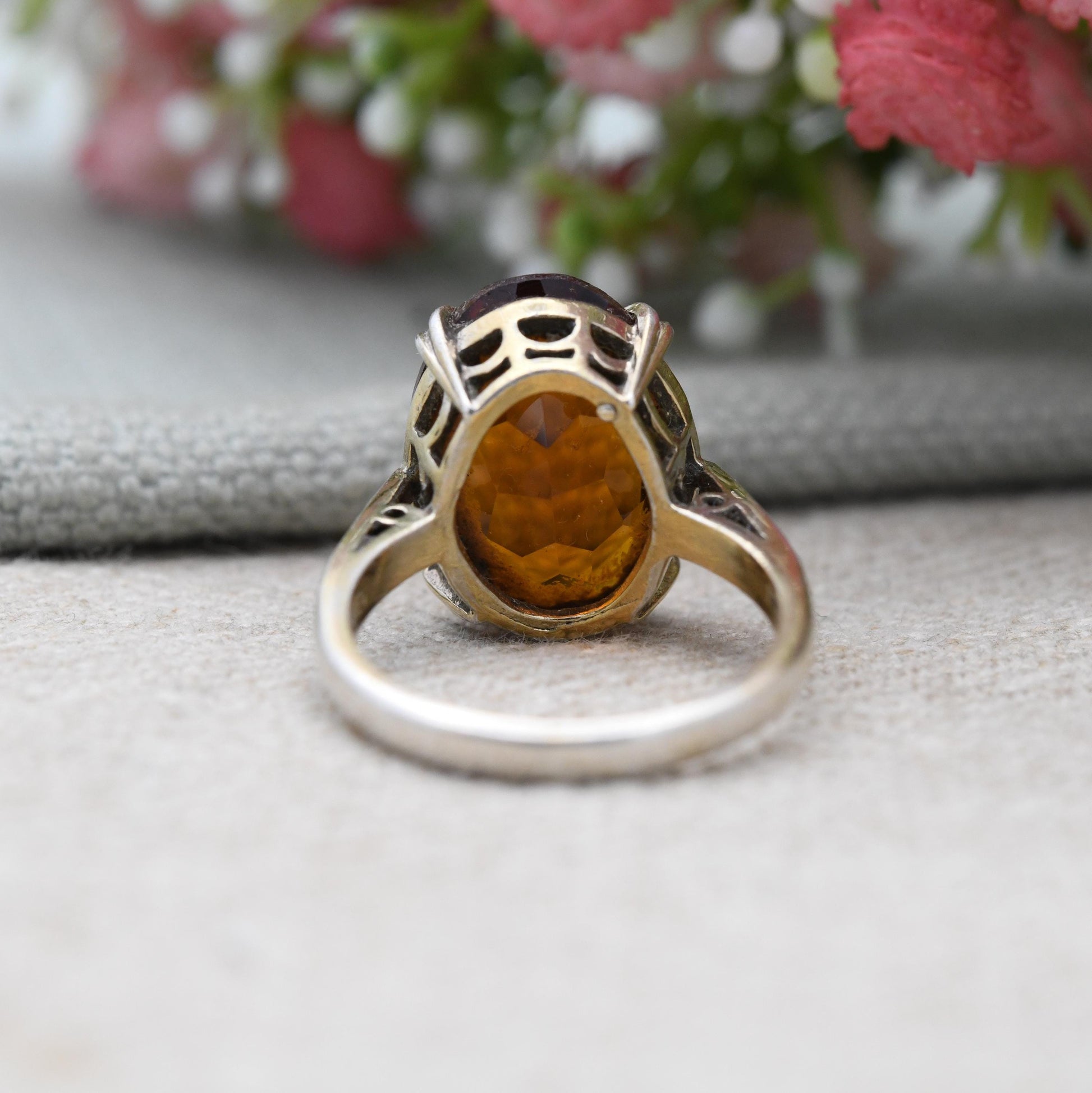 Vintage Gold Plated Sterling Silver Ring with Orange Stone - Midcentury Jewellery with Large Statement Stone | UK Size - Q | US Size - 8 1/4