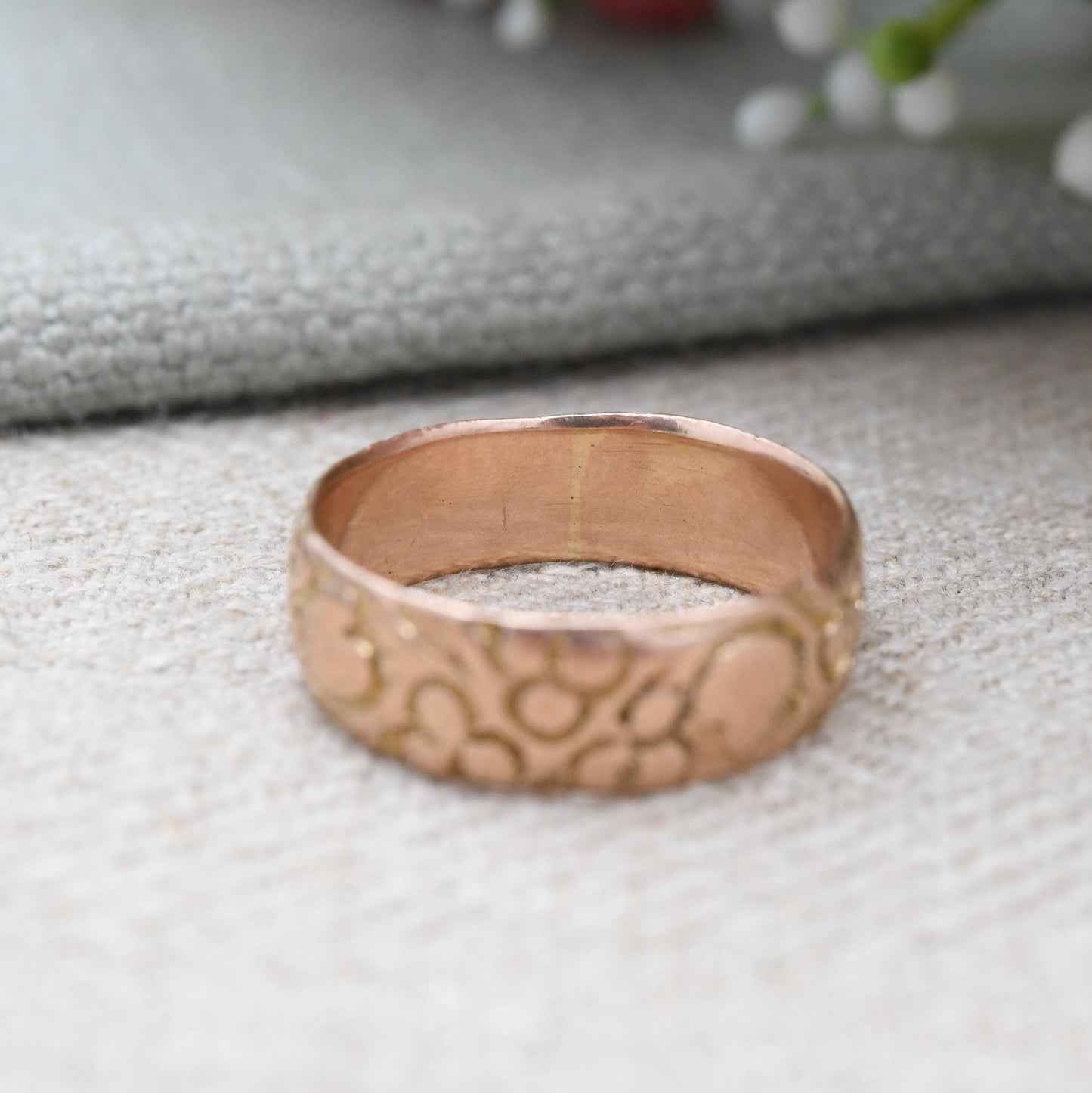 Antique 9ct Rose Gold Wedding Band Ring 1902 Clover and Heart Design - Edwardian Unisex Everyday Gold Jewellery | Size UK - O 1/2 US - 7 1/2