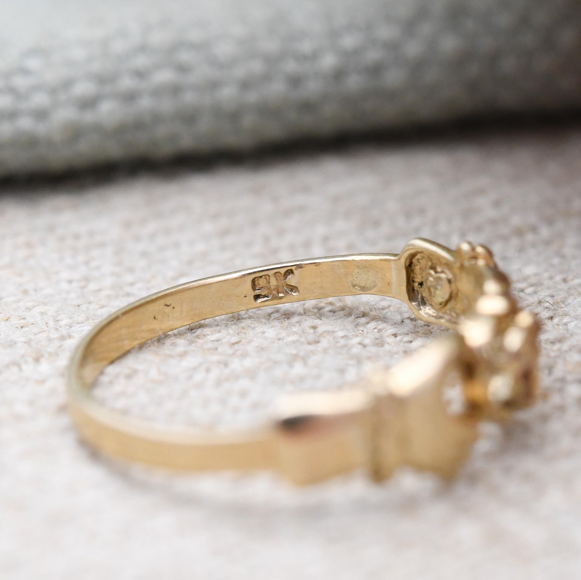 Antique 9ct Gold Dublin Claddagh Ring - Irish Hands Holding Heart Symbol | Diamond Cut Heart | UK Size - L 1/2 | US Size - 6