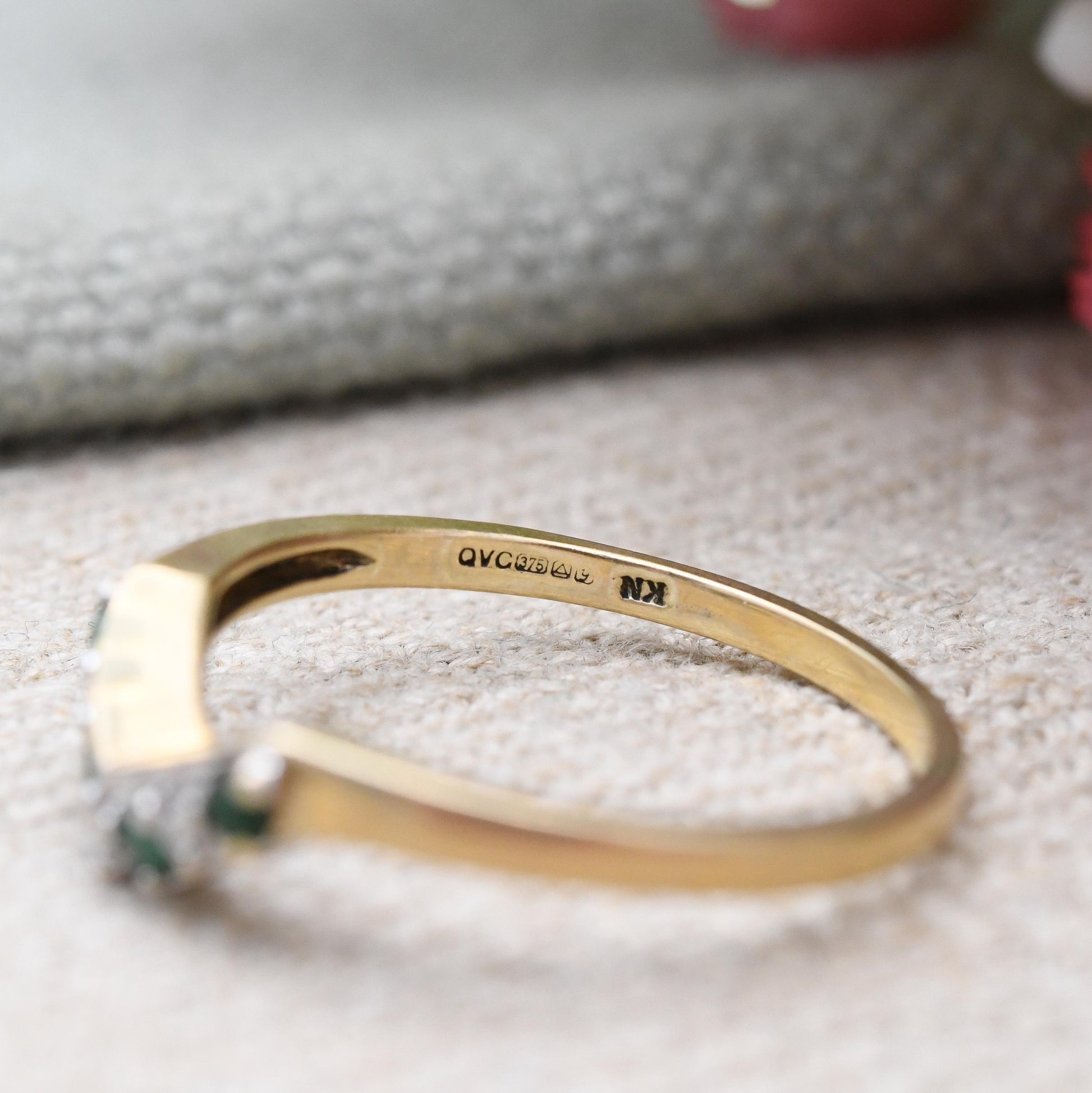 Vintage 9ct Gold Emerald Diamond Wishbone Ring QVC 1998 - Green Clear Gemstone Stacking Ring | April May | UK Size - P 1/2 | US Size - 8