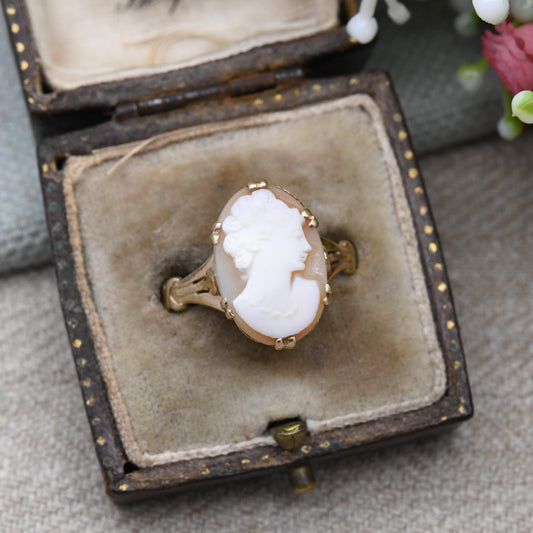 Vintage 9ct Gold Cameo Ring Carved Shell Face - Mid-Century Oval Portrait Profile Statement Ring | UK Size - R | US Size - 8 3/4