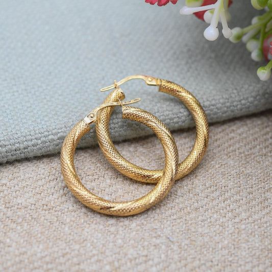 Vintage Unoaerre 9ct Gold Hoop Earrings - Italian Designer Textured Circle Hoops | Minimal Everyday Plain Round Hoops Chunky | 2.5 cm Dia