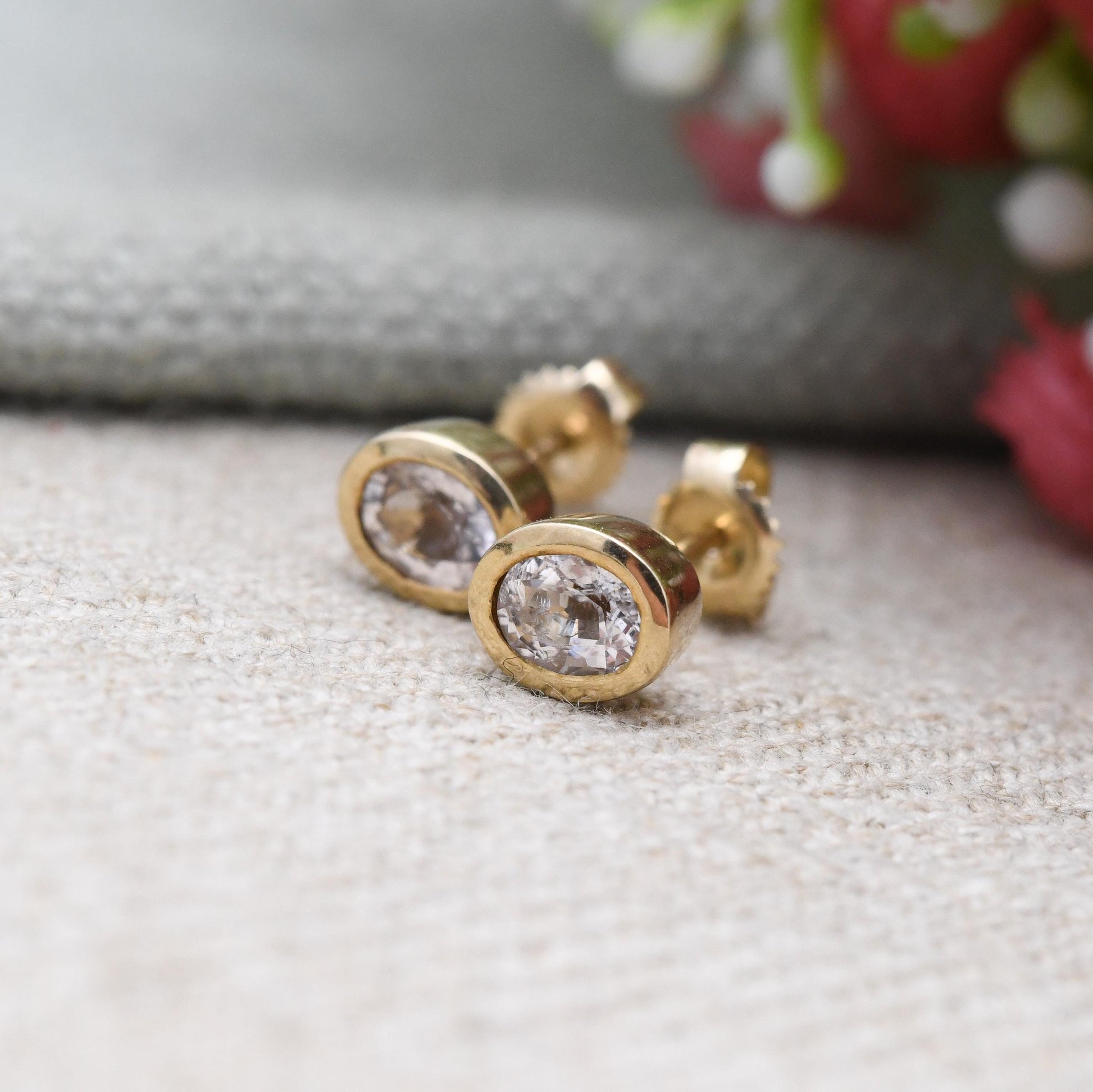 9ct Gold Stud Earrings with Bezel Set Oval Clear Stone - Y2K Pretty Yellow Gold | Faceted Sparkly Stone | with Butterfly Backs | UK Hallmark