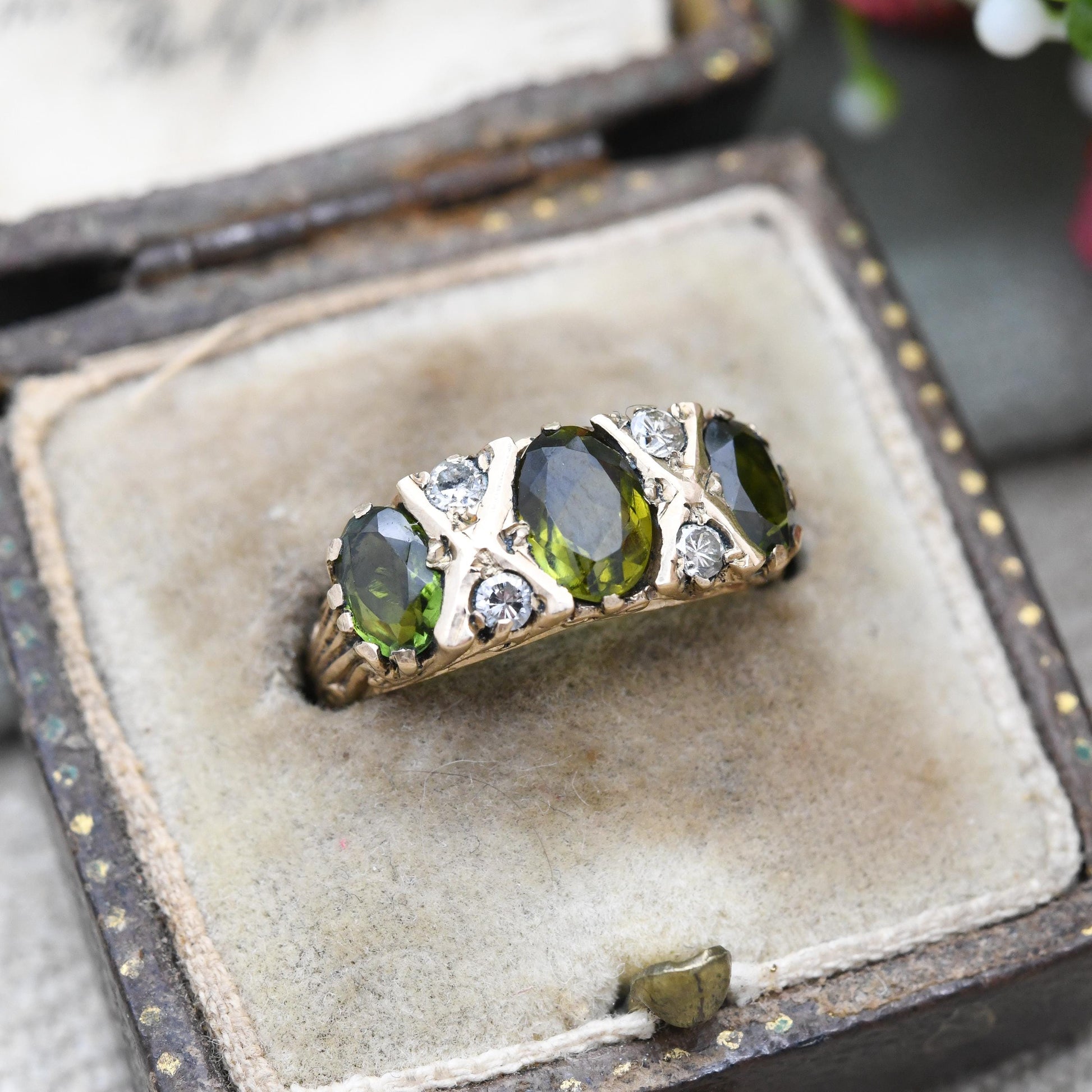 Vintage 9ct Gold Tourmaline Three Stone Ring - Olive Green Flush Set Trilogy Half Eternity Ring Accent Stones | UK Size - L US Size - 5 3/4