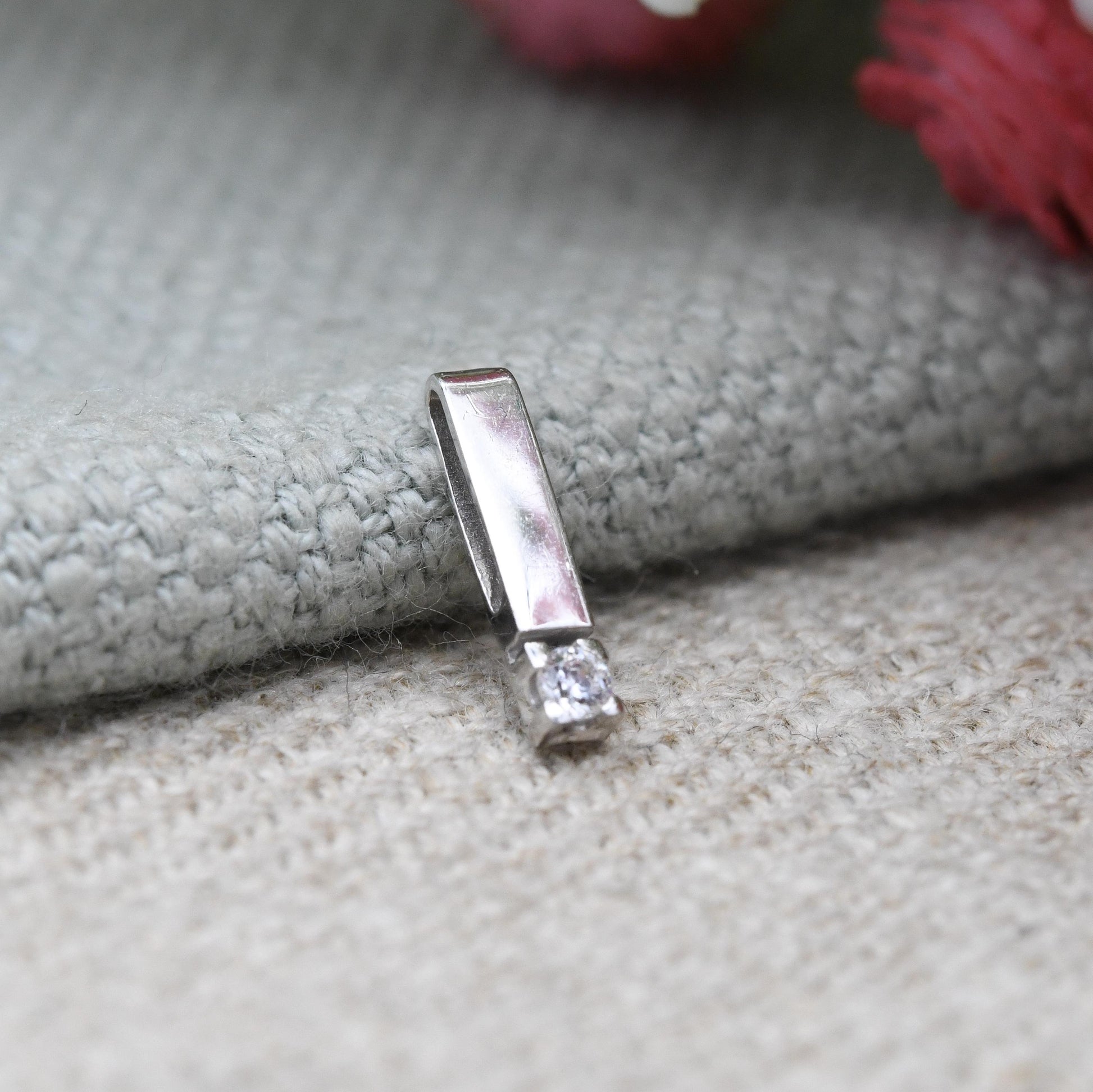 Vintage 9ct White Gold CZ Pendant Italian - Solid Gold Minimalist Gift for Her | Little Bar Pendant Charm | Illusion Tension Set