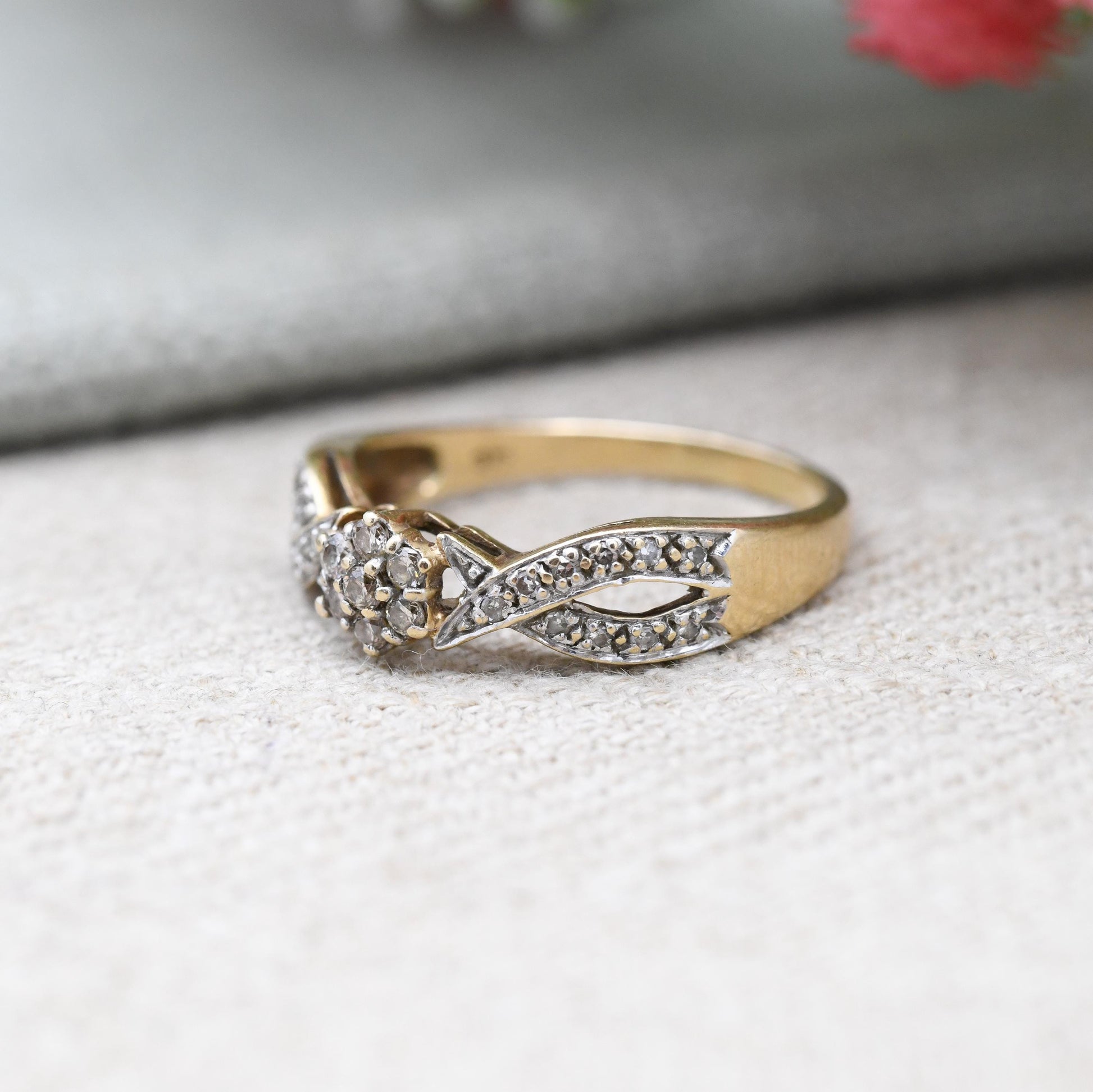 Vintage 9ct Gold and Diamond Cluster Ring - Twist Pretty Gold Jewellery Gift for Her | UK Size - R 1/2 | US Size - 8 3/4