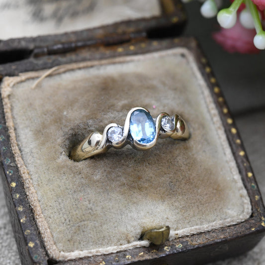 Vintage 9ct Gold Three Stone Ring with Blue and Clear Stones - Oval Cut Centre | Solid Gold Jewellery Gift | UK Size - P | US Size - 7 3/4