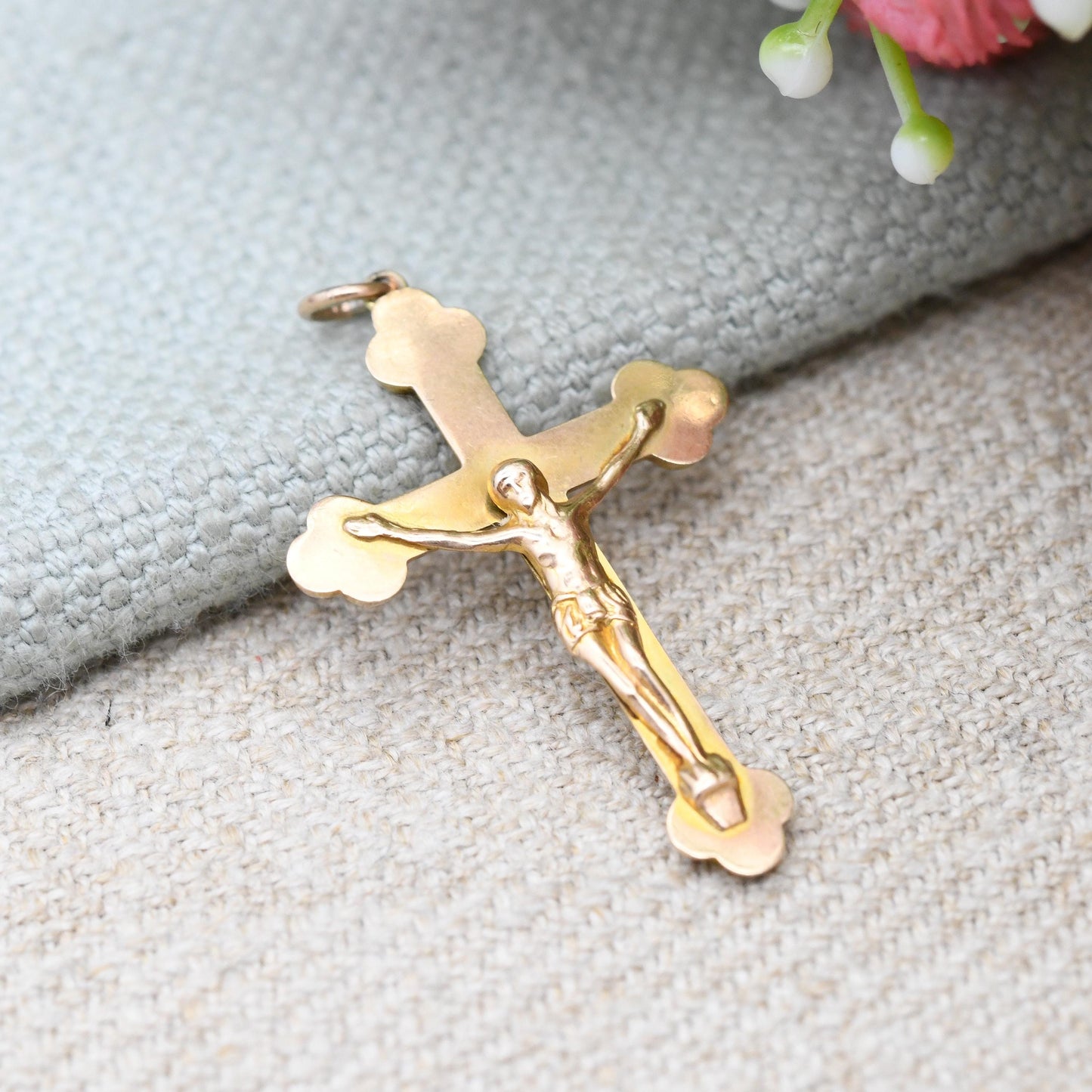 Antique 9ct Gold Crucifix Pendant - Jesus on the Cross Solid Yellow Gold Jewellery Religious Necklace Christening Baptism