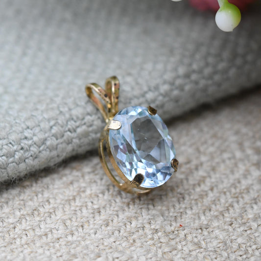 Vintage 9ct Gold Blue Gemstone Pendant - Mid-Century | Baby Blue Stone | Little Charm for Necklace Stack