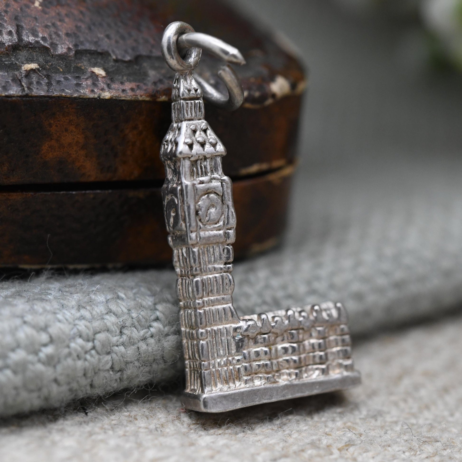 Vintage Sterling Silver Big Ben Pendant Charm - London Landmark | Houses of Parliament | Gift for Souvenir Charm Bracelet