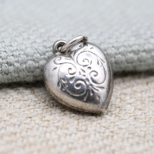 Vintage Sterling Silver Heart Charm Pendant with Engraved Pattern - Small Puffed Love Heart | Gift for Charm Bracelet