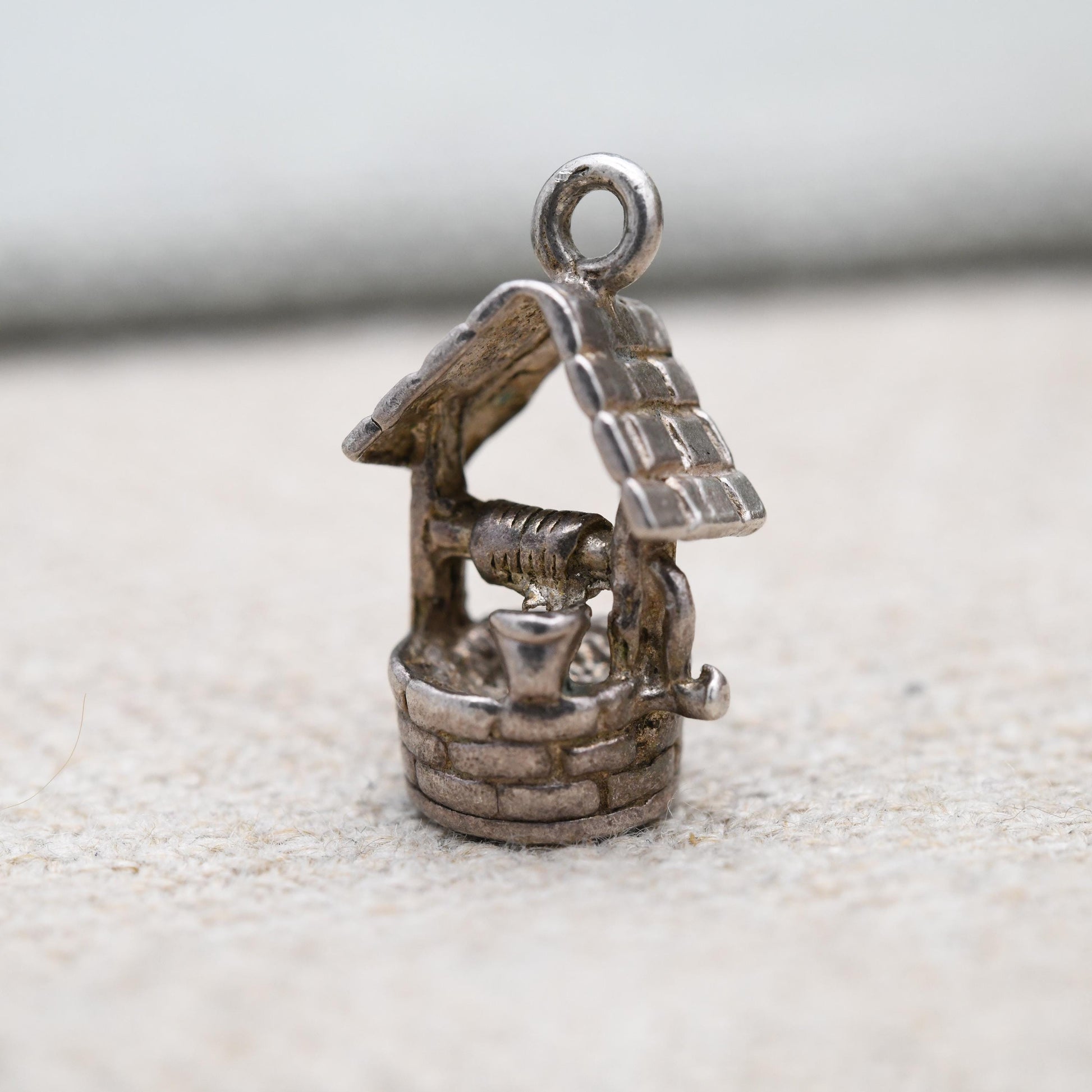Vintage Sterling Silver Wishing Well Charm Pendant - Cute Water Well and Bucket | Gift for Charm Bracelet