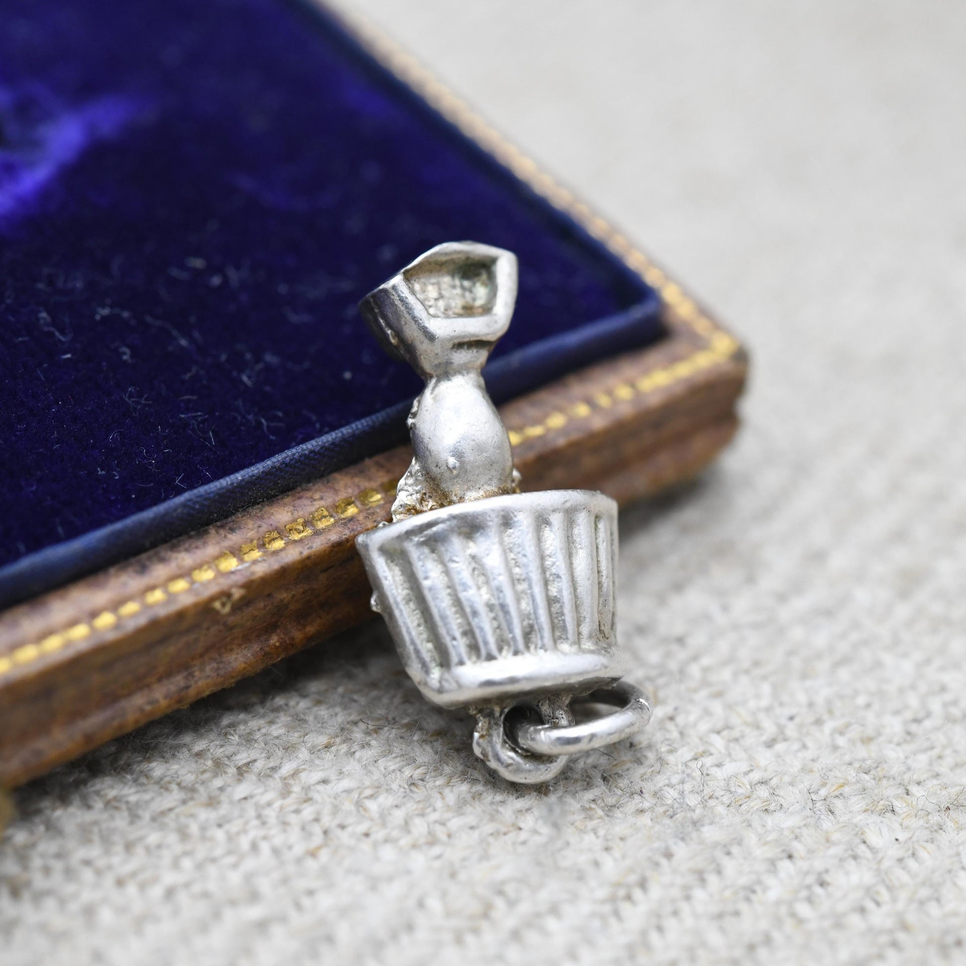 Vintage Sterling Silver Lamp Charm Pendant - Light | Cute | Lighting | Bed Side Lamp | Gift for Charm Bracelet