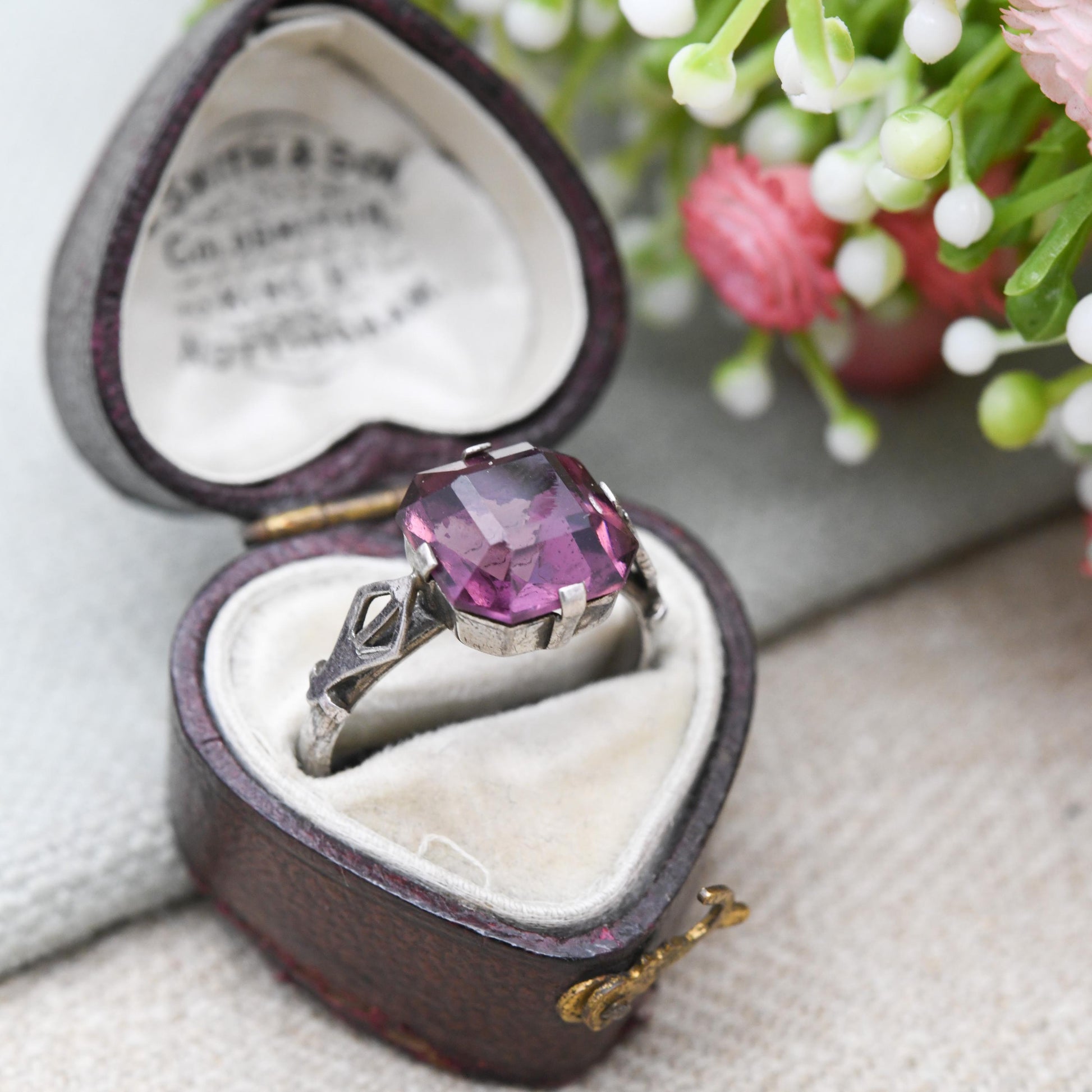 Art Deco Sterling Silver Purple Stone Ring - True Vintage Statement Ring | Large Glass Stone | UK Size - N | US Size - 7