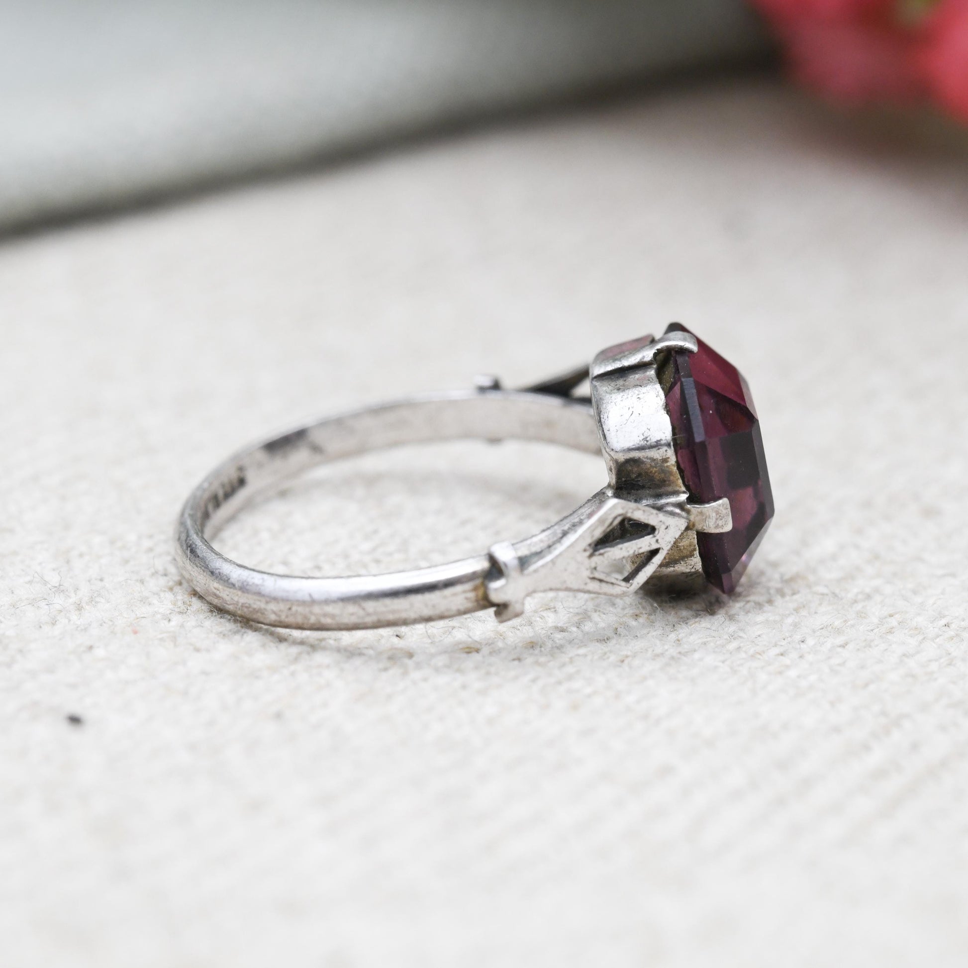 Art Deco Sterling Silver Purple Stone Ring - True Vintage Statement Ring | Large Glass Stone | UK Size - N | US Size - 7