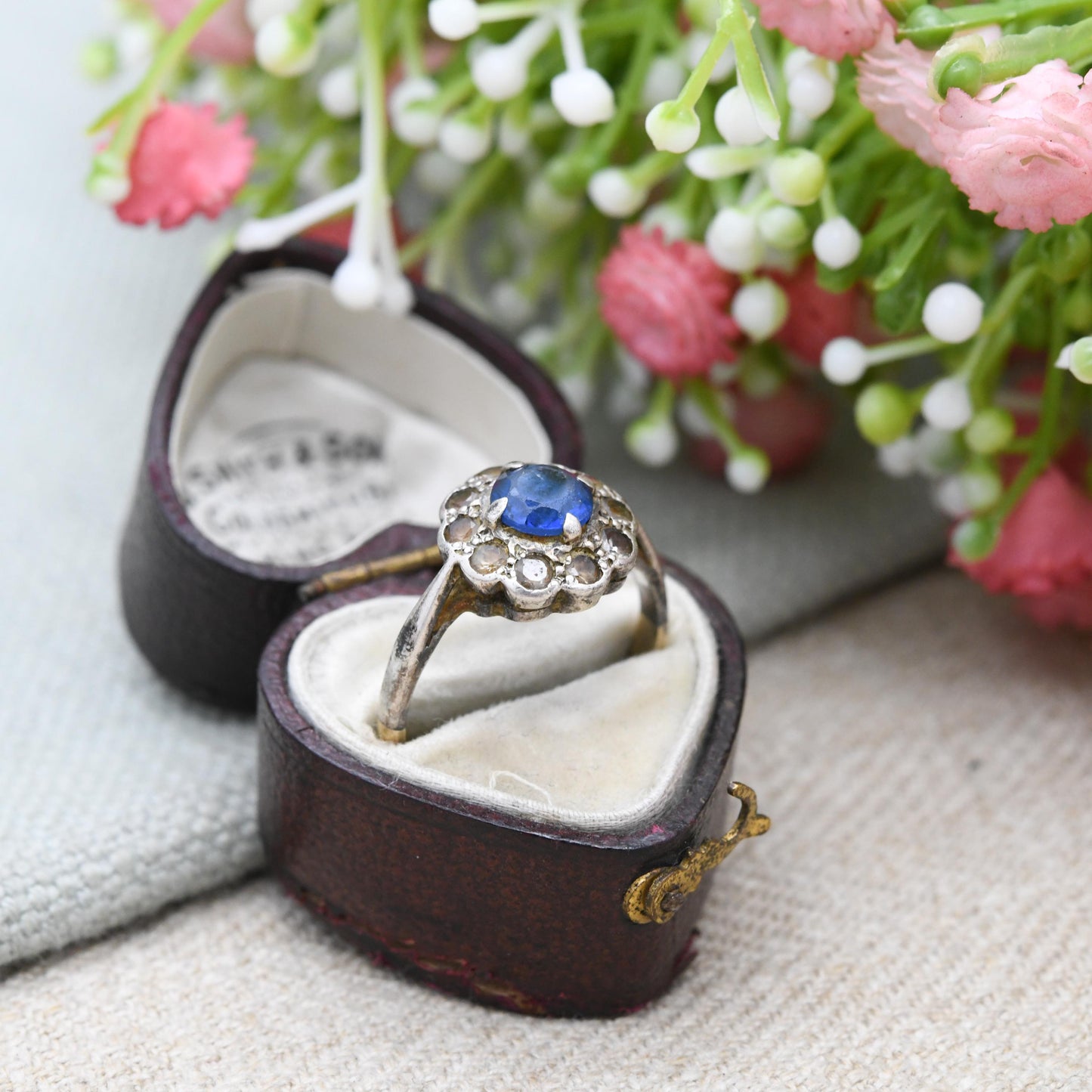 Vintage Sterling Silver Blue Stone Cluster Flower Ring - Statement Sparkly Cocktail Ring | UK Size - O 1/2 | US Size - 8 3/4