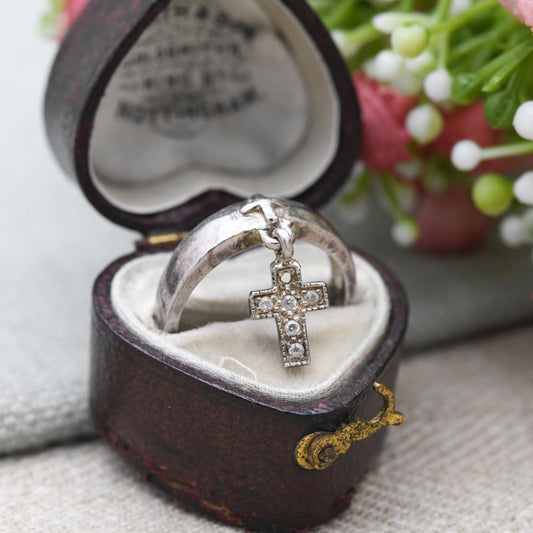 Vintage Sterling Silver Dangle Cross Band Ring - Clear Stone Decoration | Raised Cross Relief | UK Size - L | US Size - 6