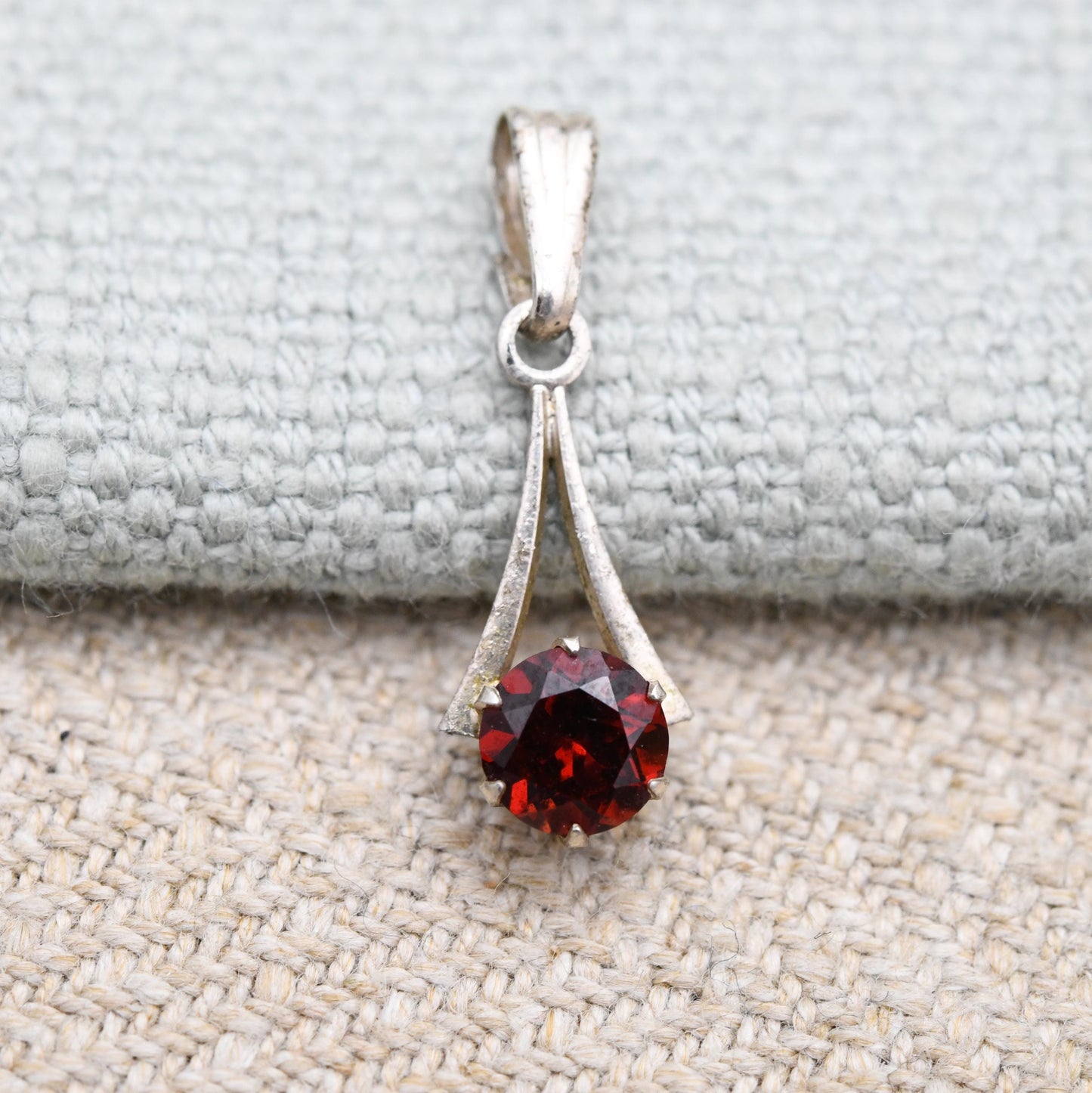 Vintage Sterling Silver Red Stone Solitaire Pendant - Small Sparkly Pendant Charm for Charm Necklace