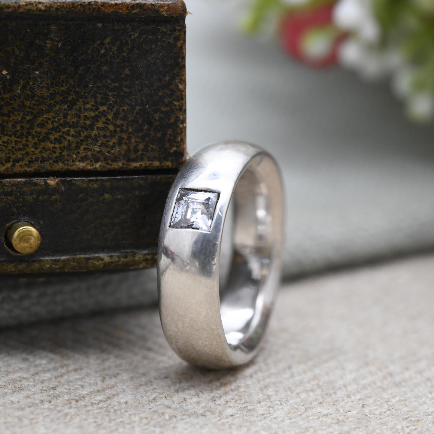 Sterling Silver Clear Stone Solitaire Band Ring - Large White Stone | Minimalist Ring | UK Size - N | US Size - 7