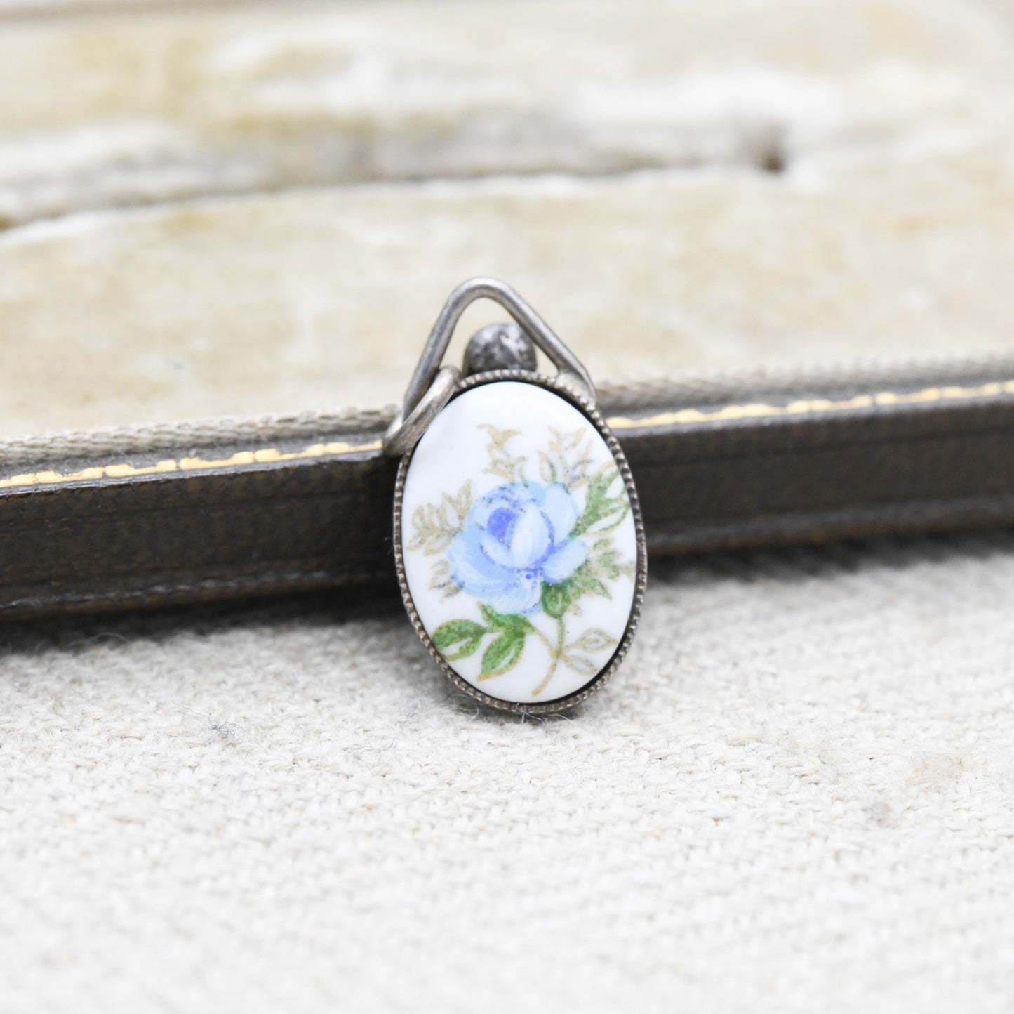 Vintage Sterling Silver and Ceramic Flower Pendant - Small Oval Necklace
