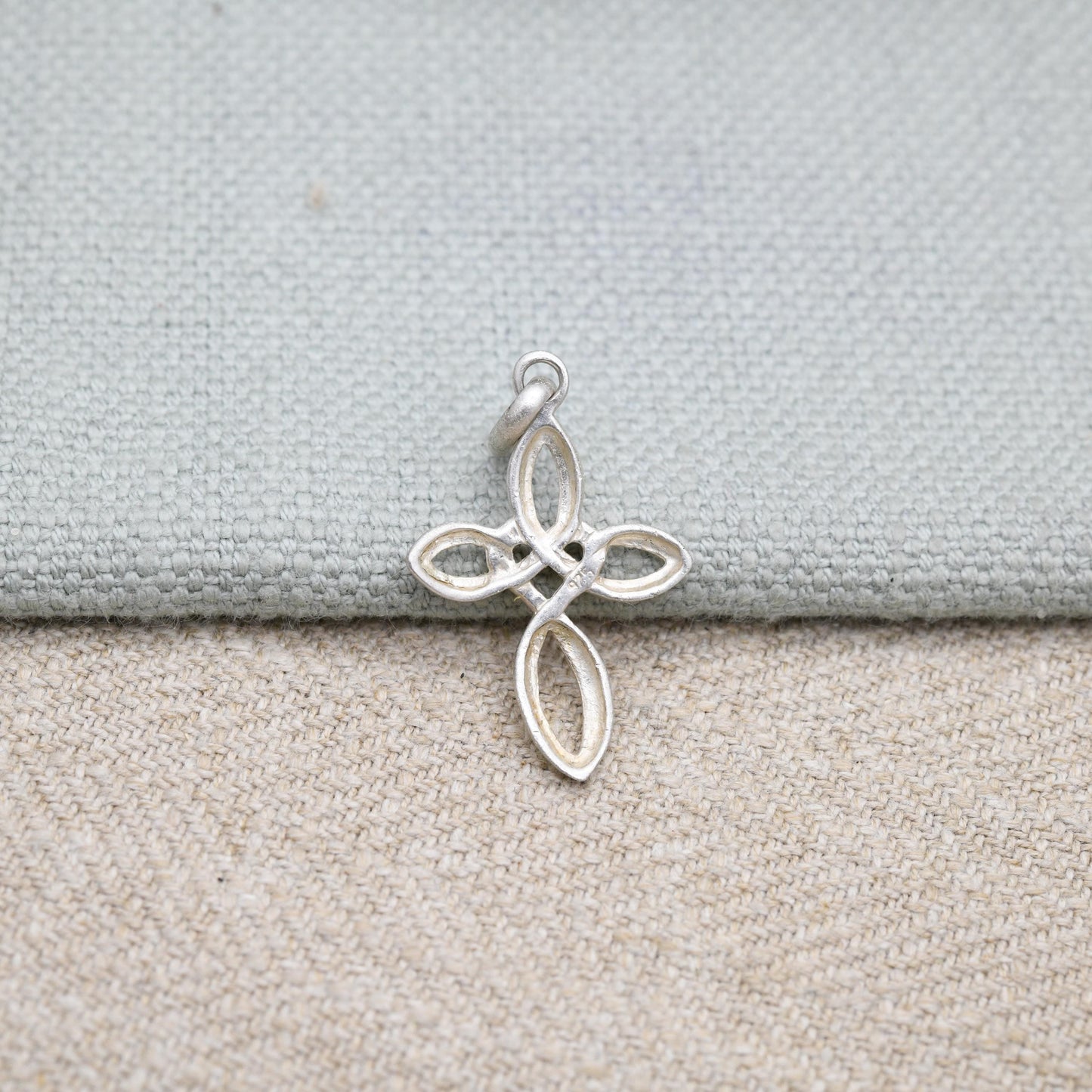 Vintage Sterling Silver Celtic Cross Pendant with Openwork Knot Design - Celtic Twist Vintage Religious Jewellery | Gift for Charm Necklace