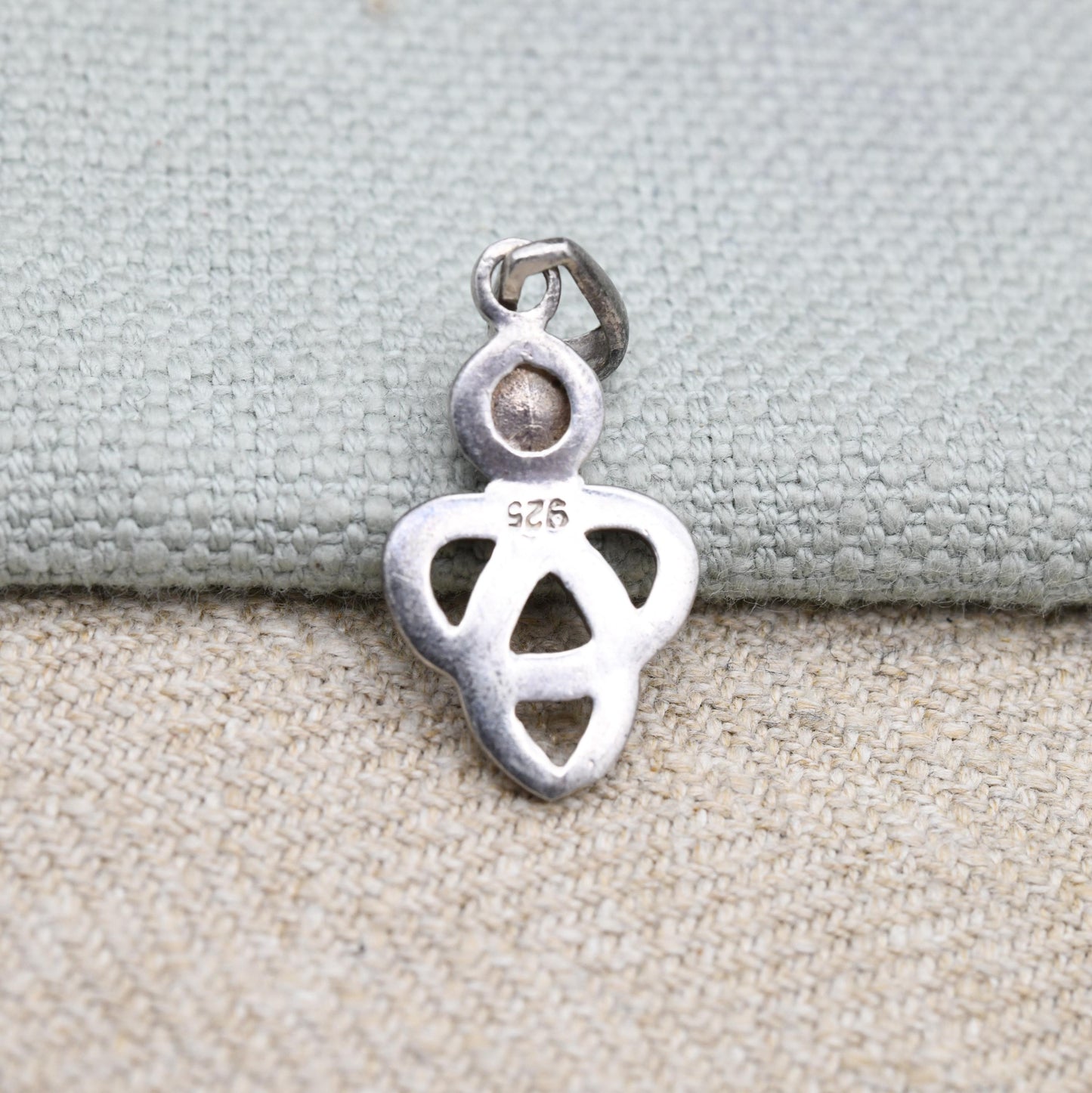 Vintage Sterling Silver Celtic Knot Pendant - Minimalist Solid Silver Jewellery | Gift for Charm Bracelet Necklace