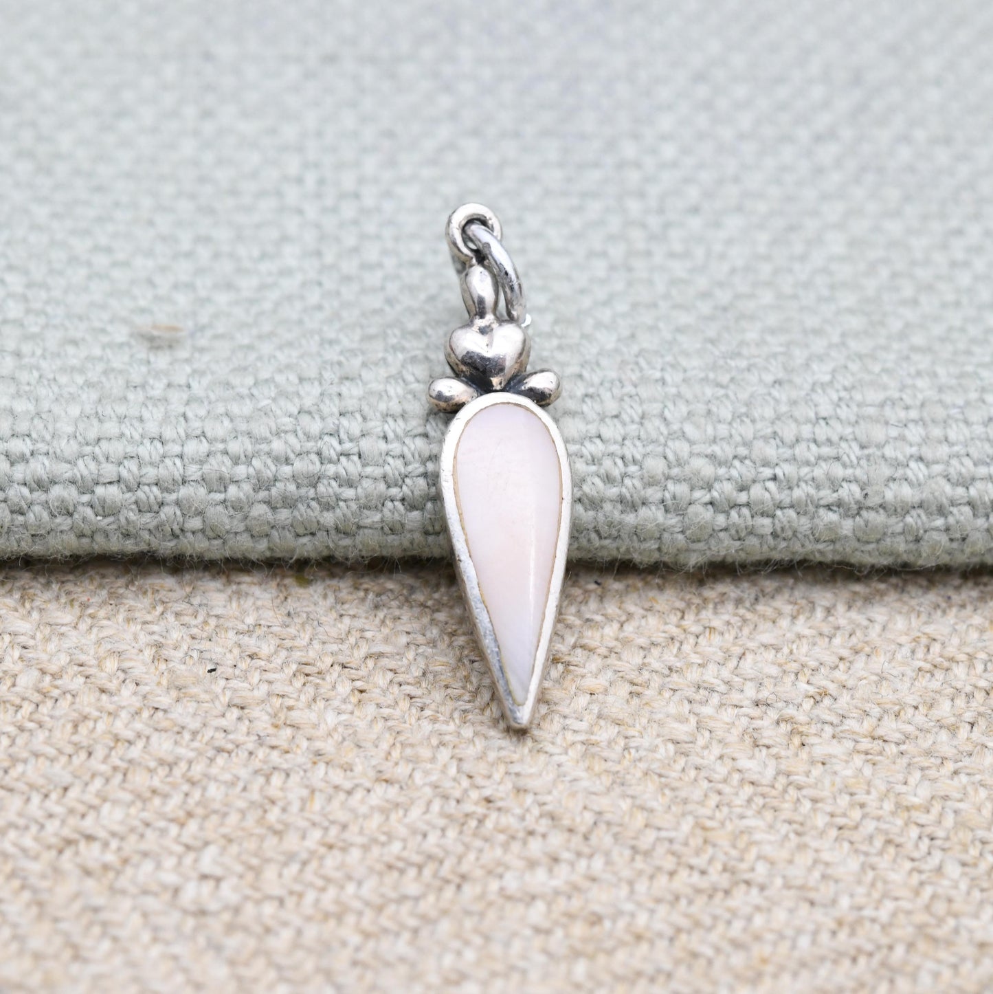 Vintage Sterling Silver Mother of Pearl Tear Drop Pendant - Pretty Silver Gift Necklace with Ornate Little Love Heart Design