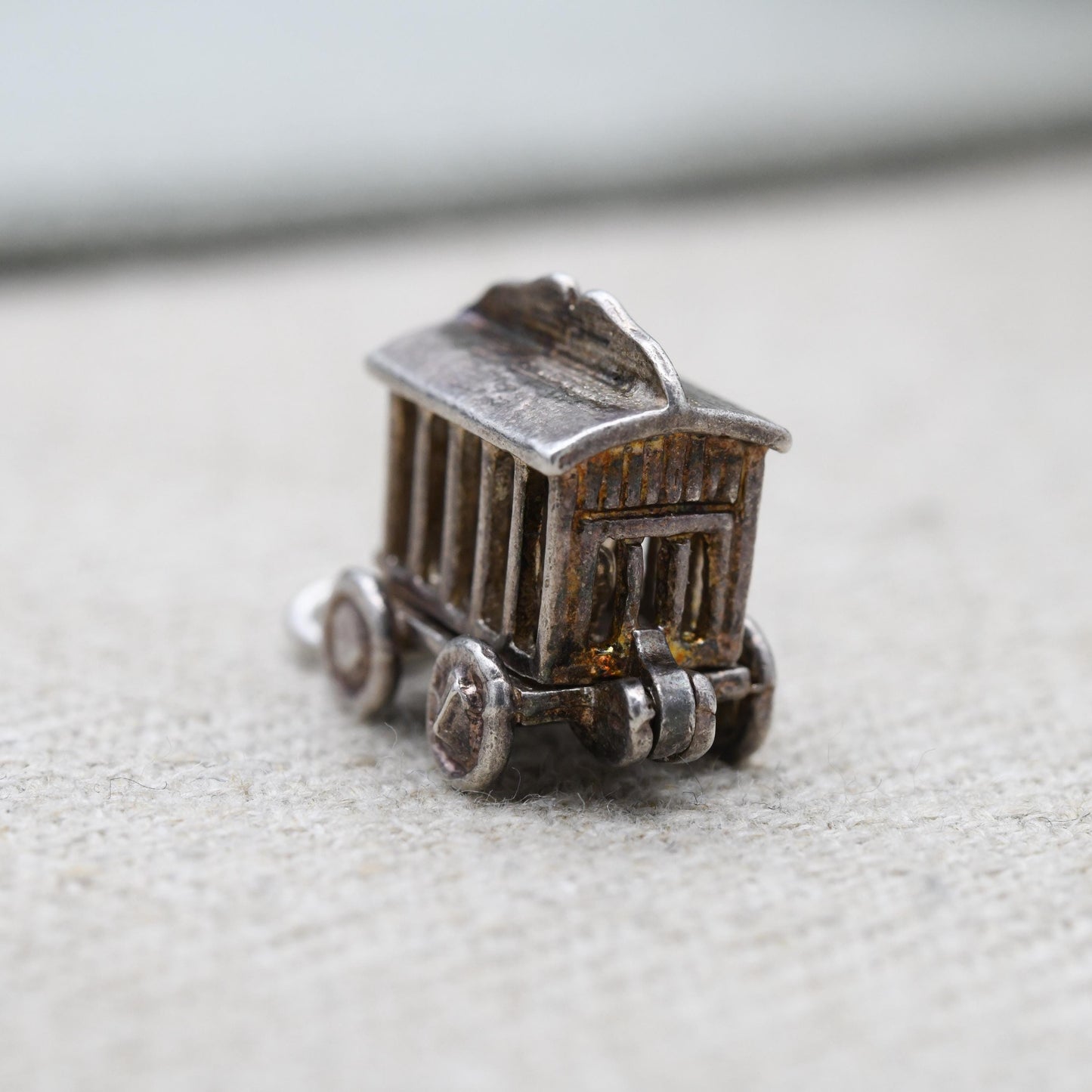 Vintage Sterling Silver Opening Circus Lion Charm Pendant - Detailed Animal Jewellery | Lion Cage | Gift for Charm Bracelet Necklace