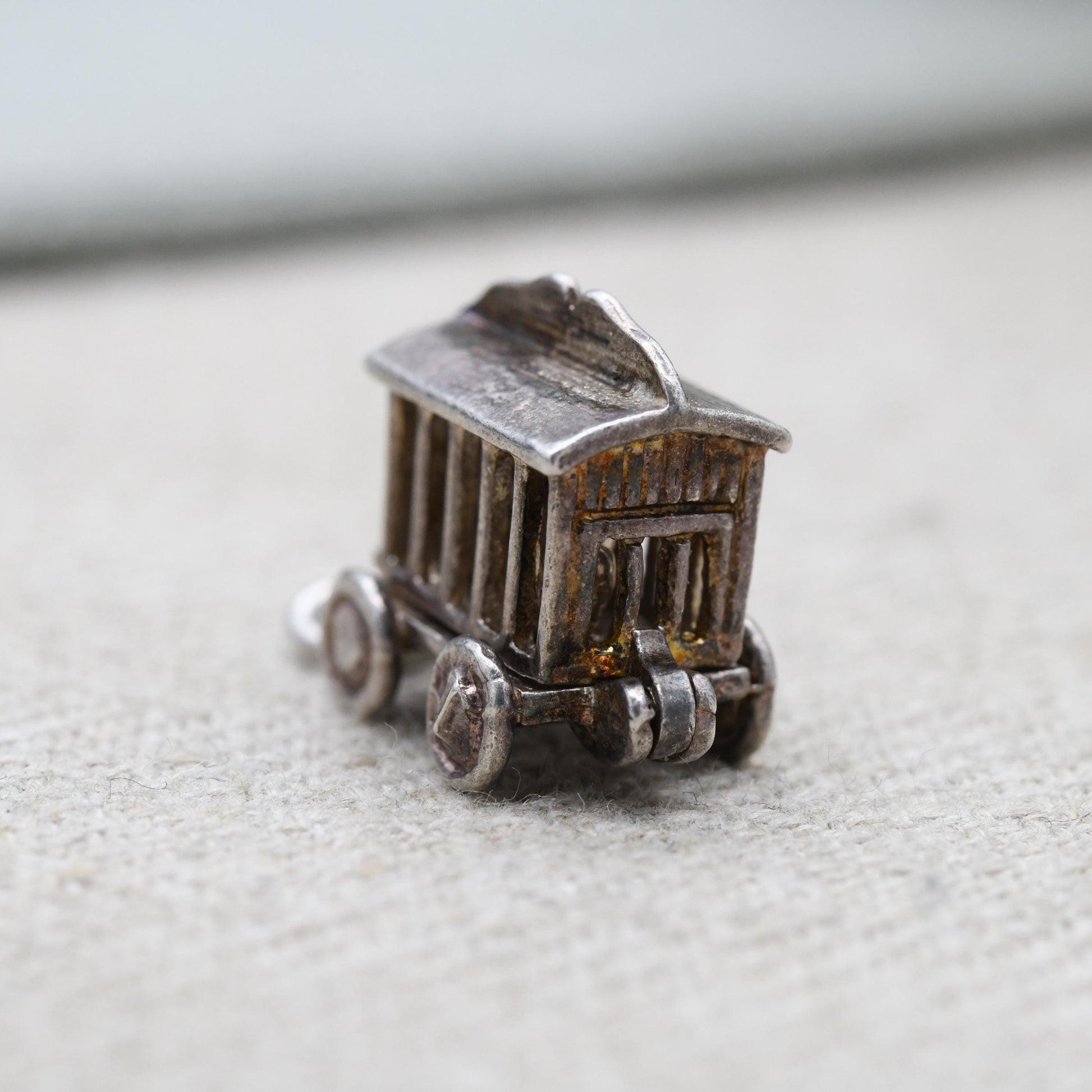 Vintage Sterling Silver Opening Circus Lion Charm Pendant - Detailed Animal Jewellery | Lion Cage | Gift for Charm Bracelet Necklace