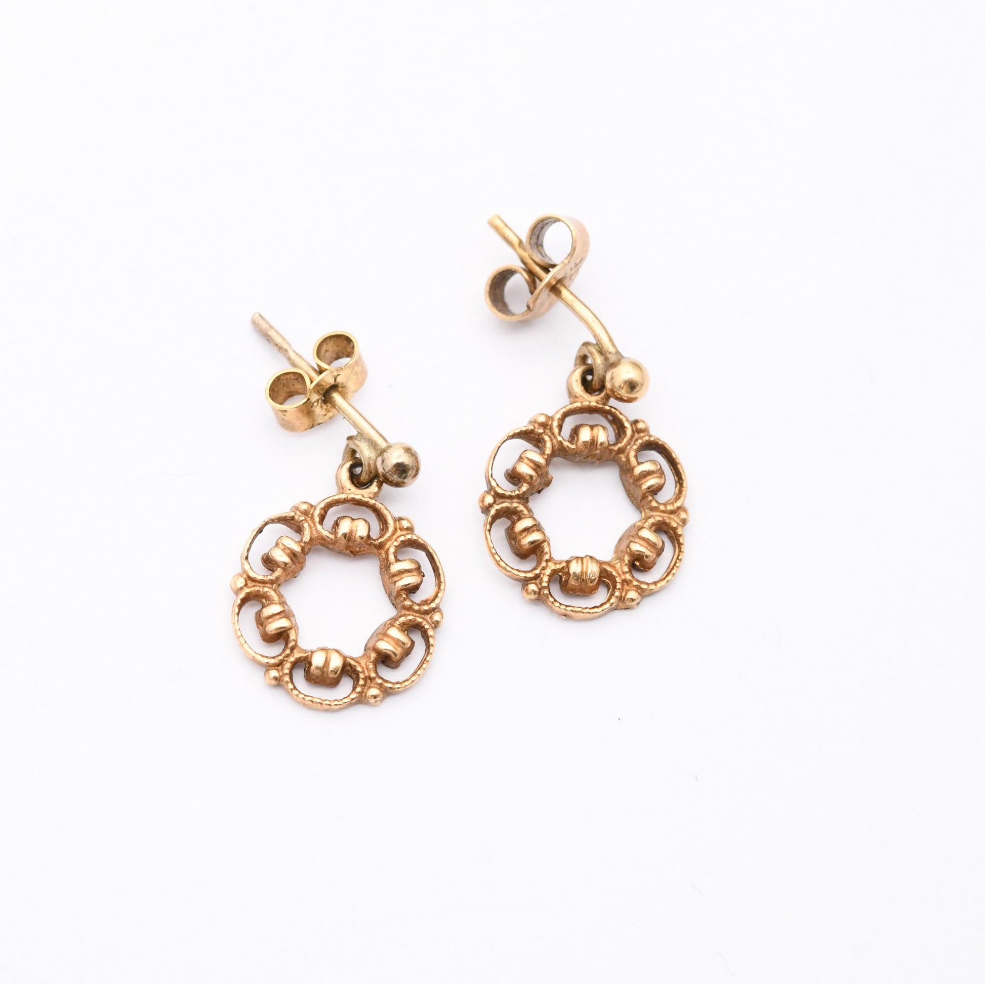 Vintage 9ct Gold Openwork Flower Drop Earrings - Pretty Solid Gold Floral Stud Dangle Earrings with Butterfly Backs | Gift for Her