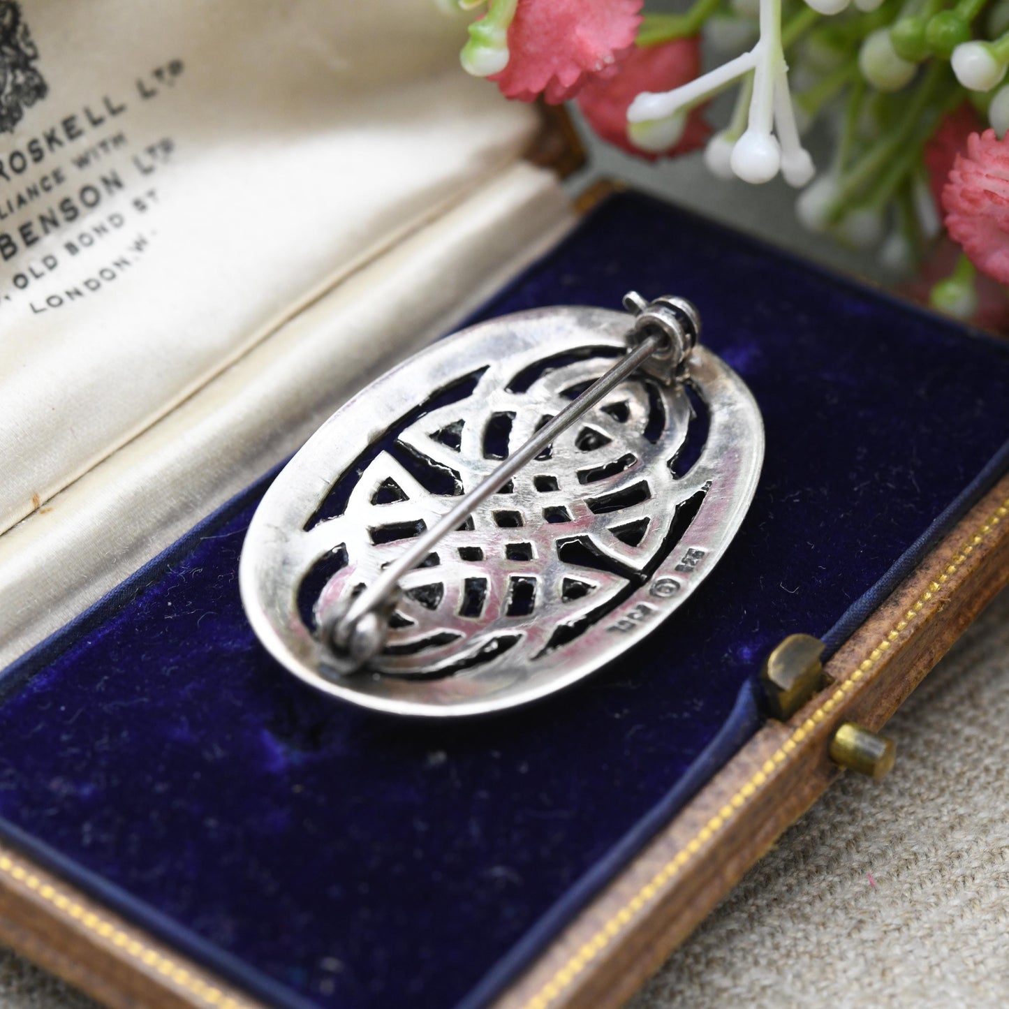 Vintage Sterling Silver Brooch with Openwork Celtic Knot Design | Woven Pattern