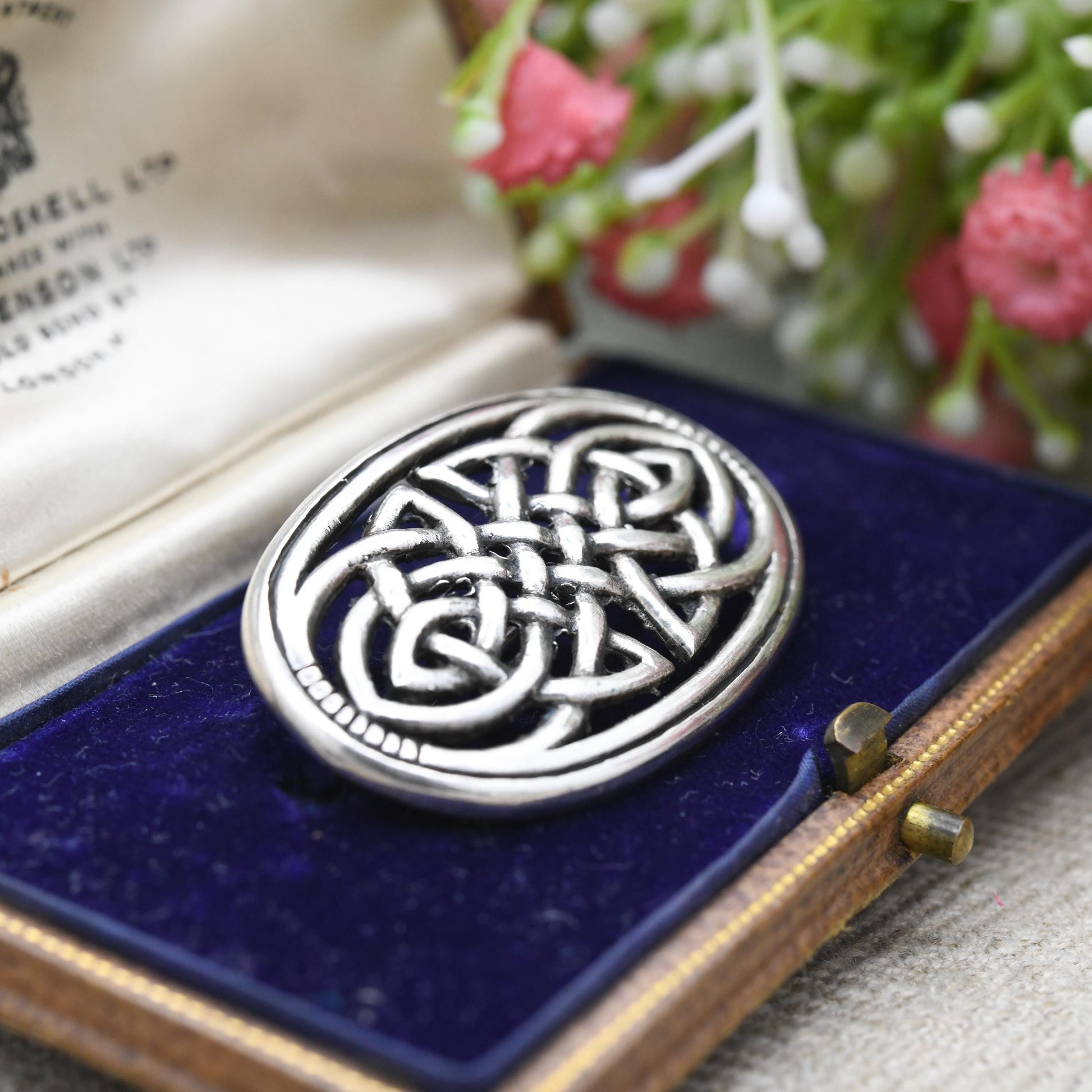 Vintage Sterling Silver Brooch with Openwork Celtic Knot Design | Woven Pattern