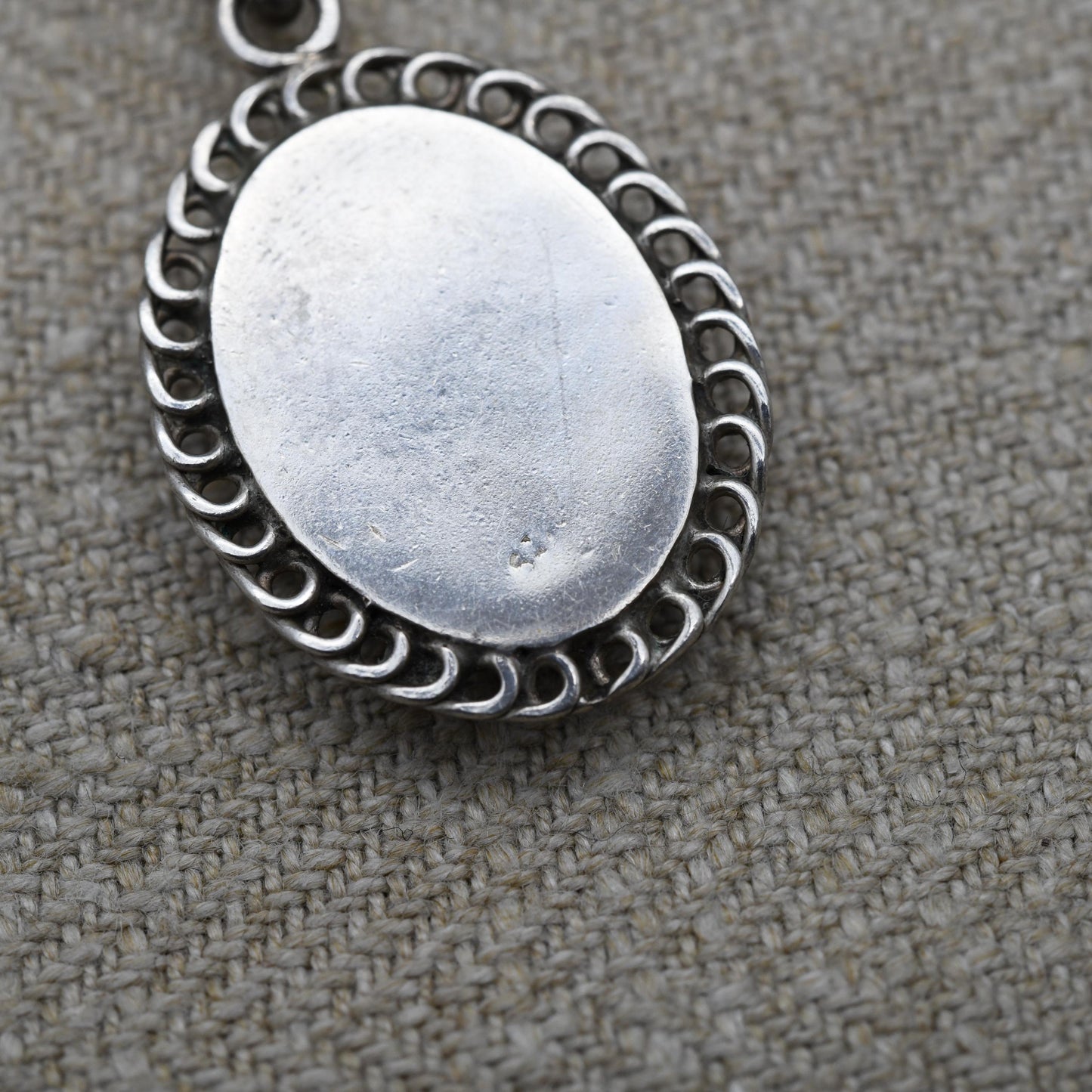 Vintage Sterling Silver Lapis Lazuli Pendant with Openwork Border Design - Blue and Gold Gemstone | Wirework | Gift for Pendant Necklace