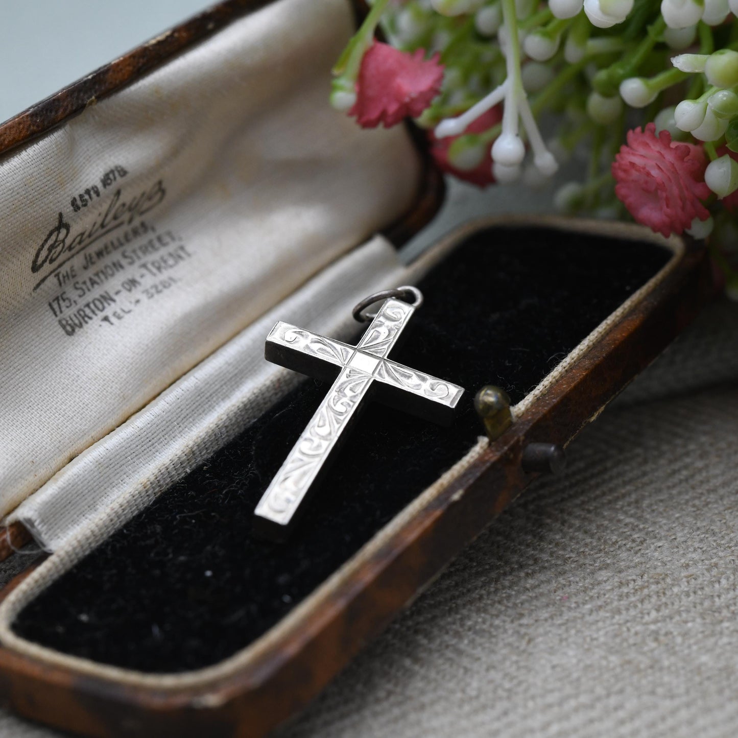 Vintage Sterling Silver Cross Pendant - Etching Design | Mid-Century Minimal Design Christian Pendant | Gift