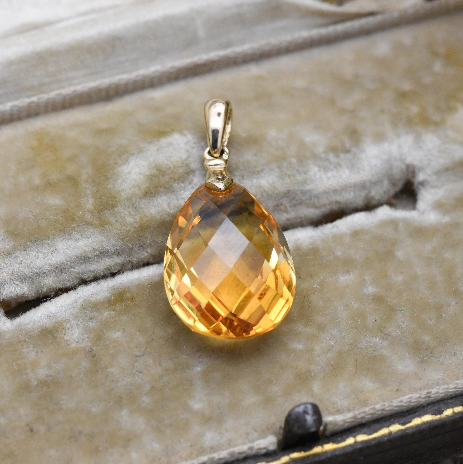 9k Gold Citrine Gemstone Teardrop Pendant - Pretty Faceted Pear Shape | Solid Gold and Orange Gemstone Jewellery