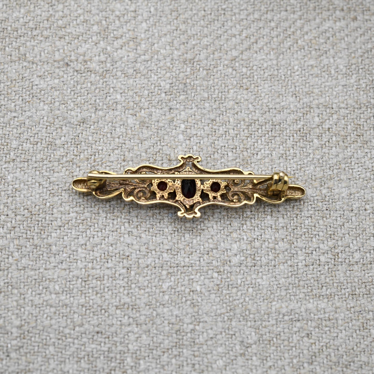 Antique 9ct Gold Garnet Bar Brooch - 1989 | Edwardian Solid Gold Jewellery | Pretty Floral Gift | Faceted Red Gemstone