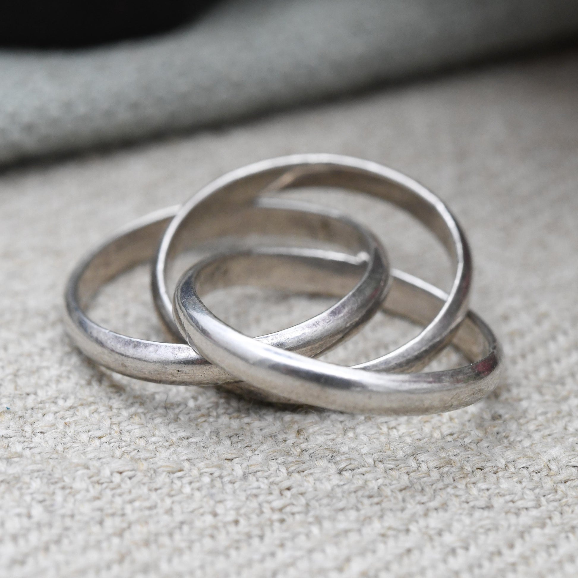 Vintage Sterling Silver Russian Wedding Band Ring - Trilogy Crossed Band | UK Size - J 1/2 | US Size - 5