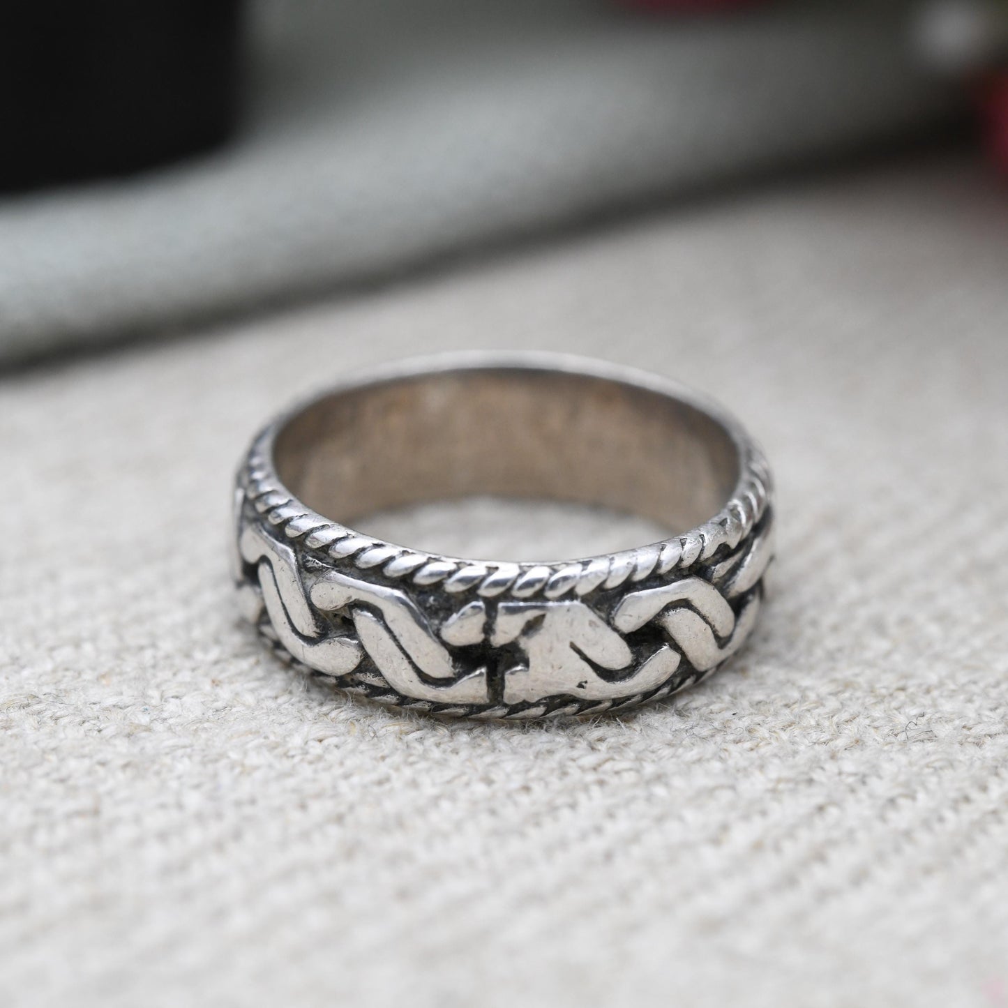 Vintage Sterling Silver Celtic Knot Band Ring - Textured Unisex Silver Band | UK Size - M 1/2 | US Size - 6 1/2