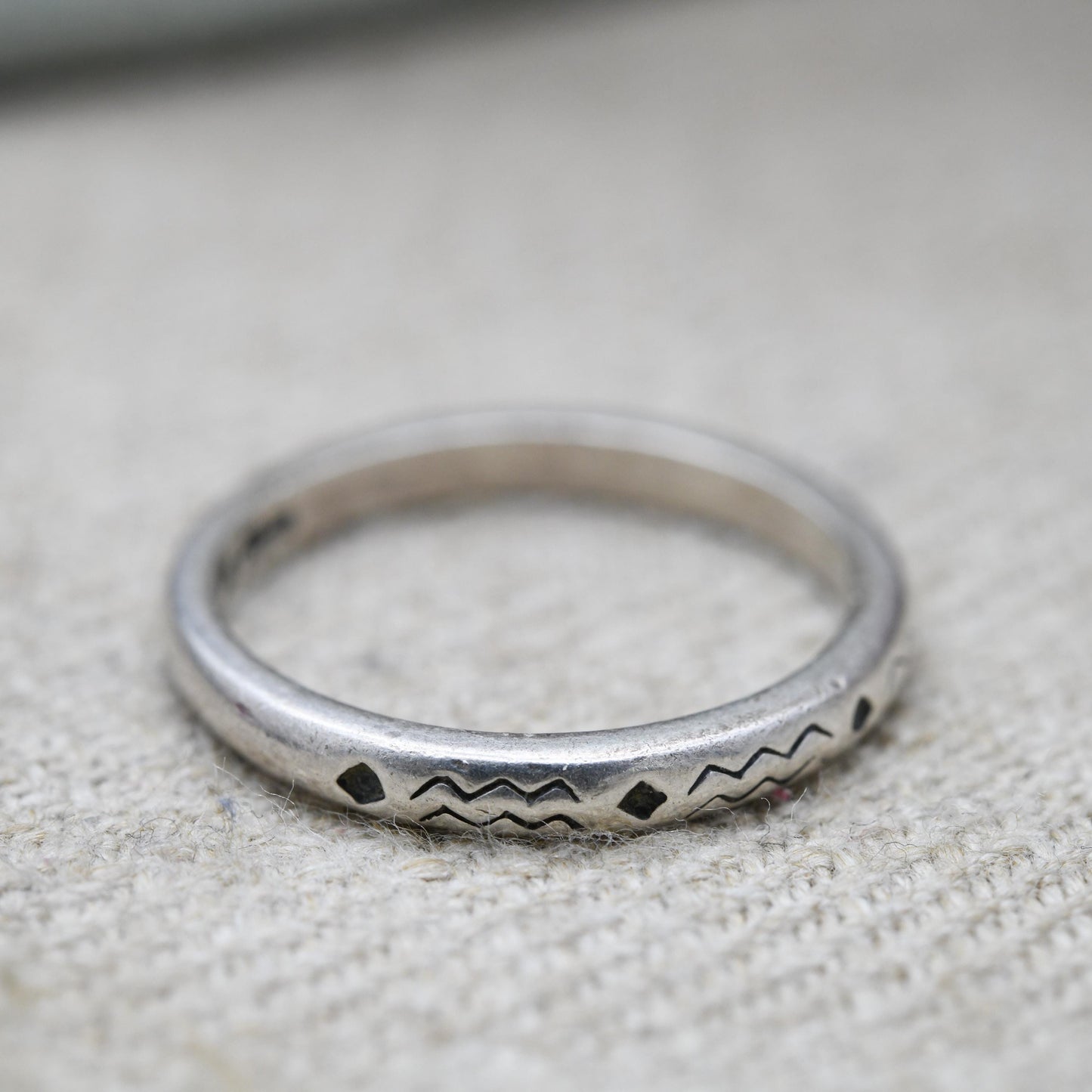 Carolyn Pollack Sterling Silver Band Ring - New Mexico Southwestern Design Old Carlisle Albuquerque | UK Size - R US Size - 8 3/4