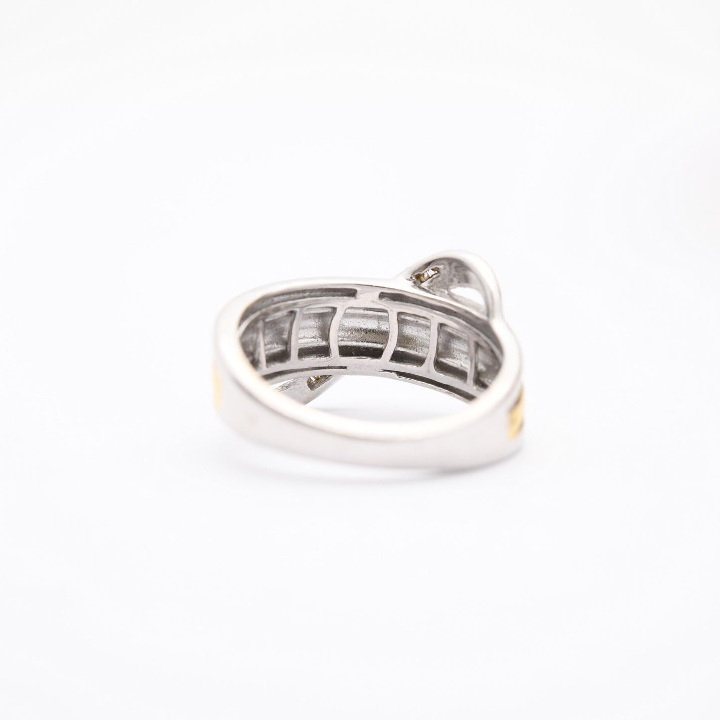 Vintage Sterling Silver and Gold Plated Two Tone Wave Form Ring - Clear Stone Channel Setting Decoration | UK Size - M 1/2 | US Size - 7 1/2