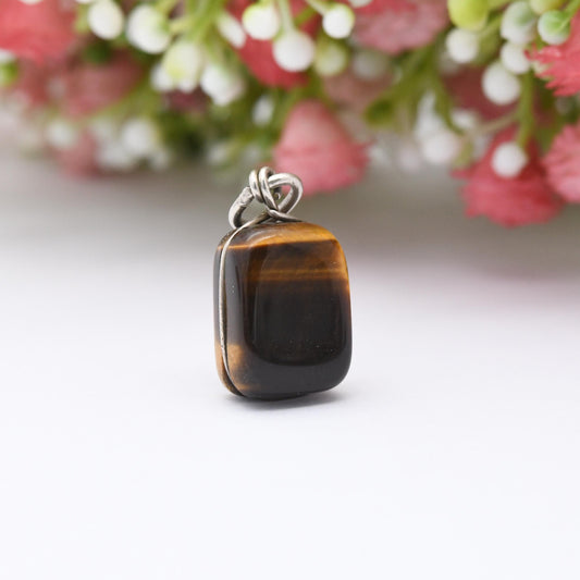 Vintage Sterling Silver Brown Banded Agate Pendant - Pretty Little Gemstone | Cabochon | Gift for Charm Pendant Bracelet Necklace