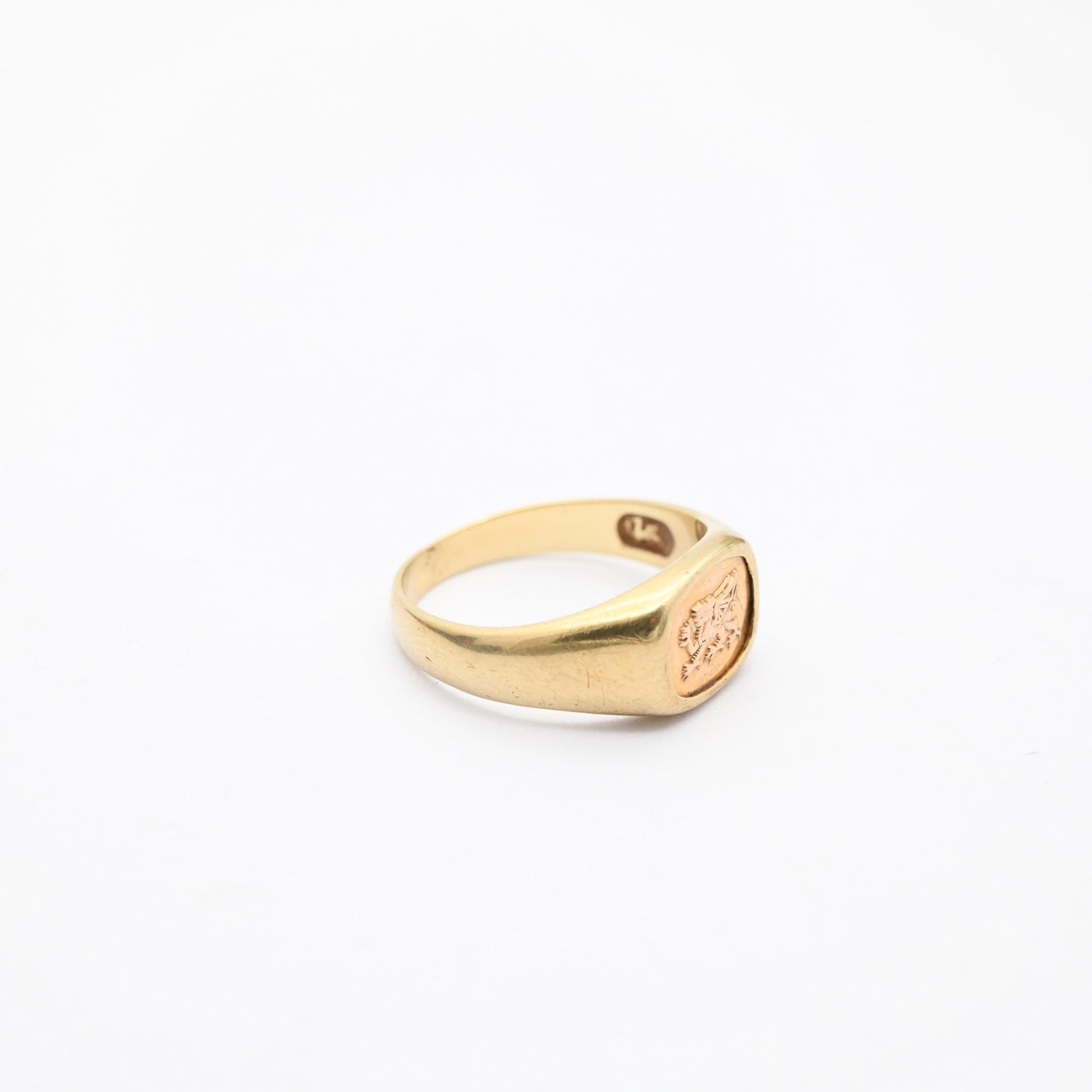 Vintage Royal Clogau 9ct Gold Welsh Dragon Signet Ring - Yellow Gold Fantasy | UK Size - O 1/2 US Size - 7 1/2
