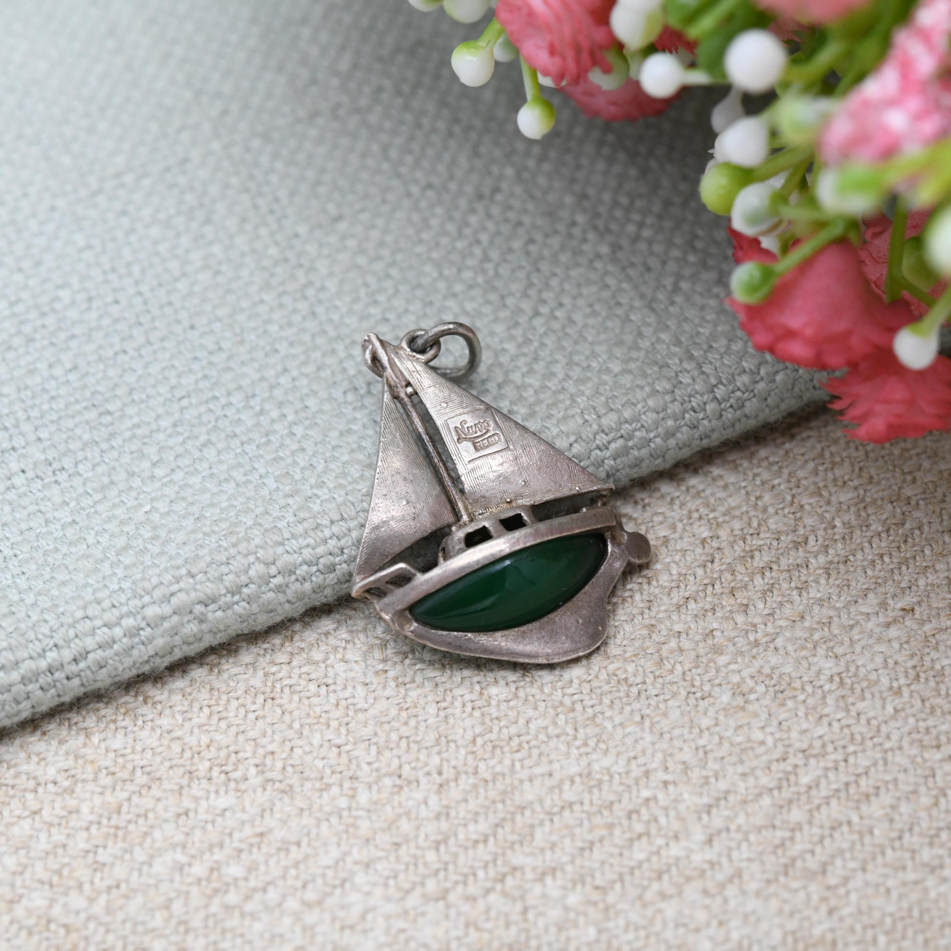 Vintage Nuvo Silver and Green Glass Sailing Boat Charm Pendant - Cute Little Yacht | Ship | Gift for Charm Bracelet