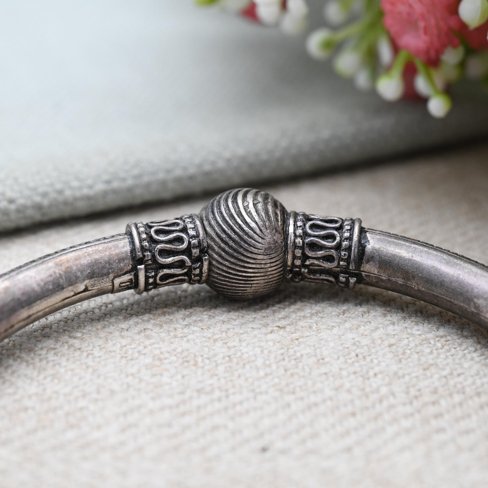 Vintage 800 Silver Kada Bangle Bracelet – Traditional South Asian Solid Silver Design | Indian Statement Jewellery | Unisex Piece