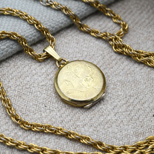 Vintage 14ct Rolled Gold Locket by Kordes and Lichtenfels K&L - Engraved Flower and Leaves Front Design | Floral Shape