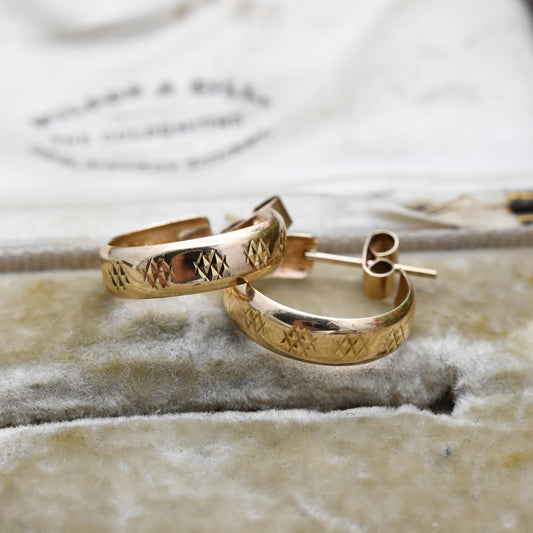 Vintage 9ct Gold Hoop Stud Earrings - Circle Shape Big Stud | Diamond Cut Design | Solid Gold Jewellery Gift for Her | with Butterfly Backs