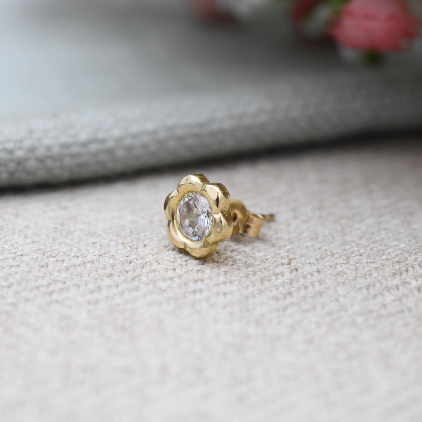 Single 9ct Gold Flower Stud Earring with Large CZ Bezel Set Clear Stone - Y2K Pretty Yellow Gold | Faceted Sparkly Stone | Butterfly Back