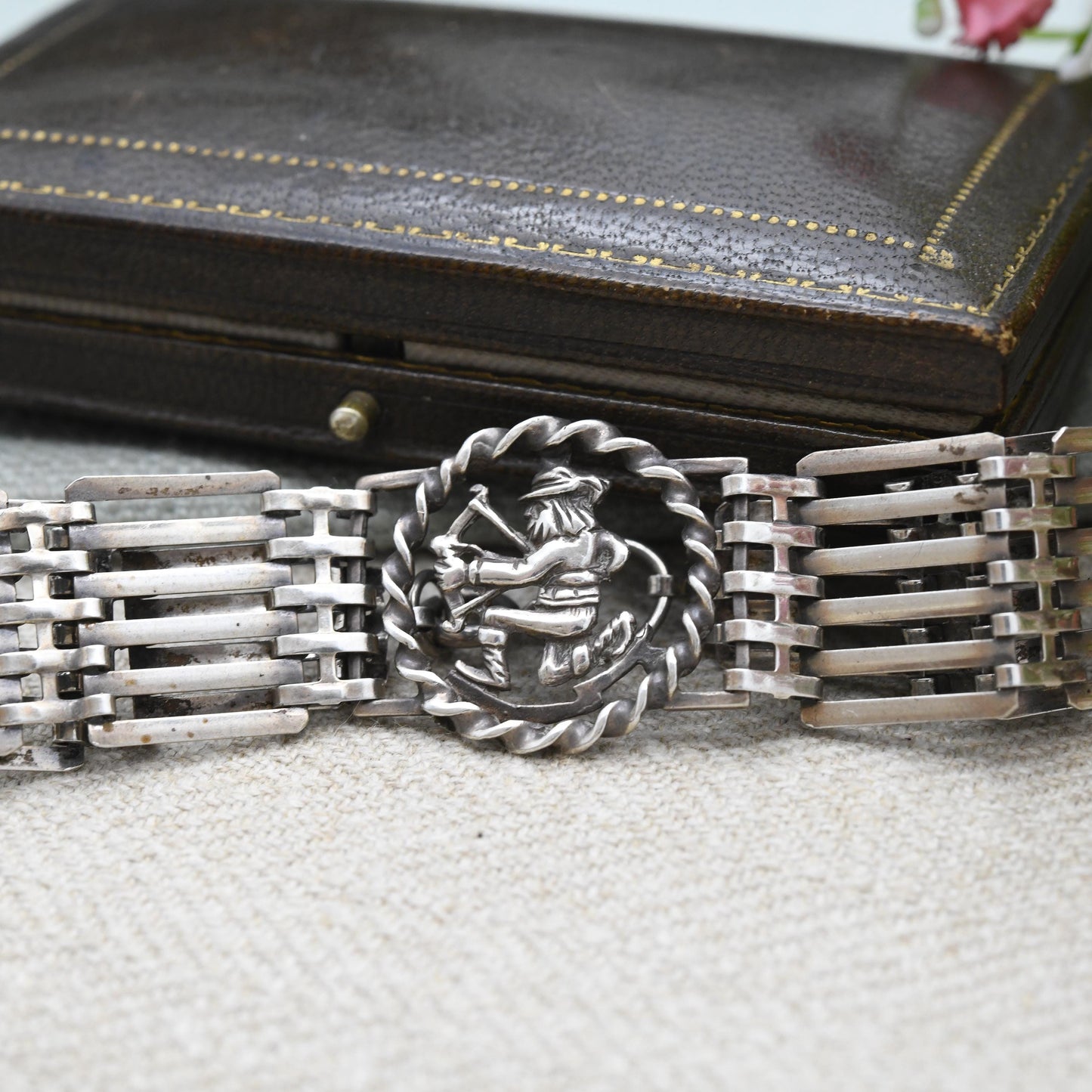 Vintage Sterling Silver Robin Hood Gate Link Bracelet - Unusual Mid Century Collectable Jewellery c. 1960s | Openwork Figural Panel