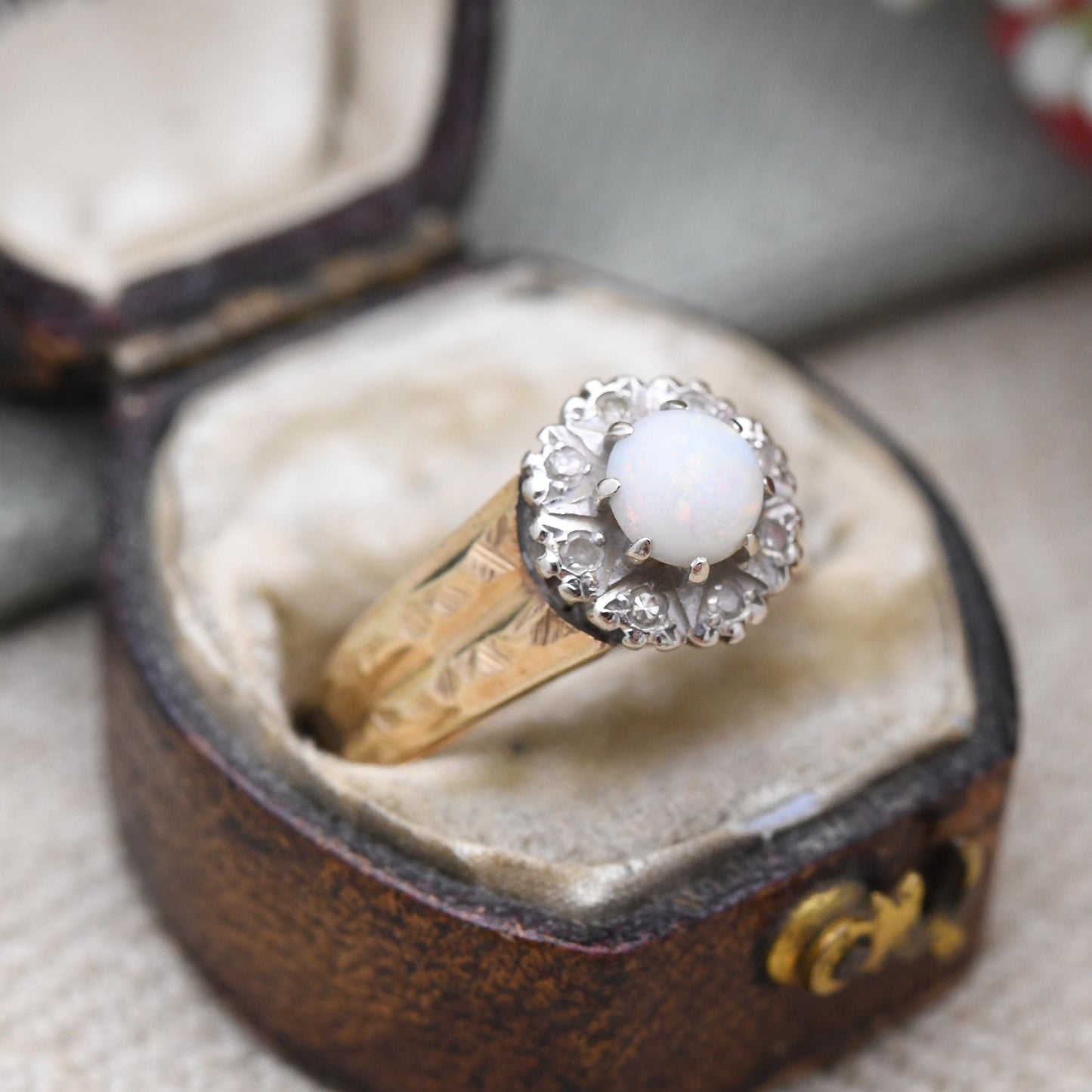 Vintage 9ct Gold Opal Diamond Floral Cluster Ring 1975 - Pretty Mid-Century Flower Ring with Diamond Halo | UK Size - M 1/2 | US Size - 7