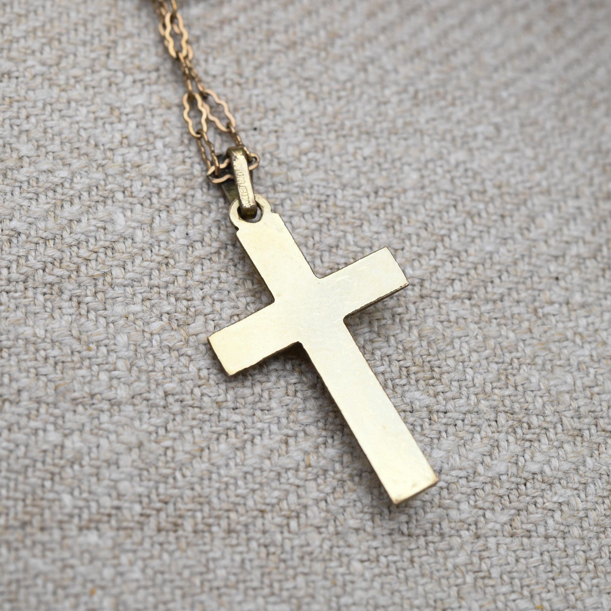 Vintage Rolled Gold Crucifix Pendant Necklace - on Scalloped Cable Chain | Mid-Century Signed Christian Cross